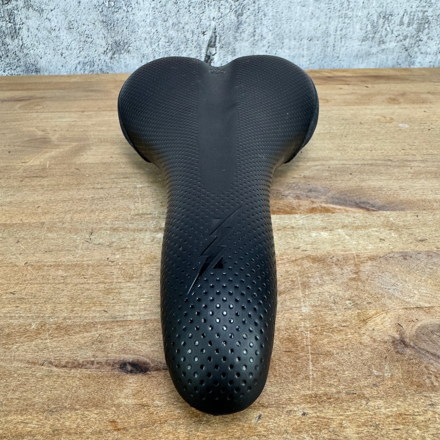 WTB Volt Comfort Zone 142mm Chromoly 7x7mm Bike Saddle 237g