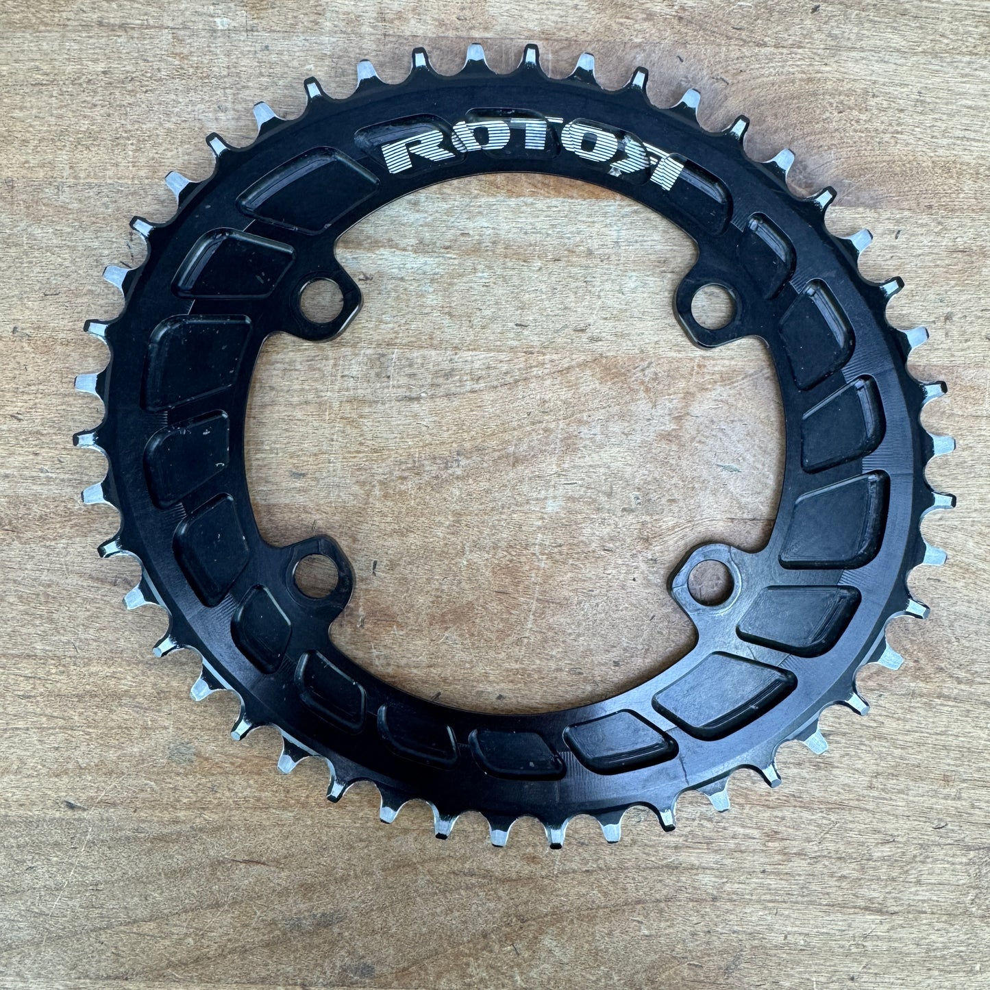 Rotor Q-Ring Aero 1x 46T 110mm BCD 4-Bolt 11/12-Speed Bike Oval Chainring 120g