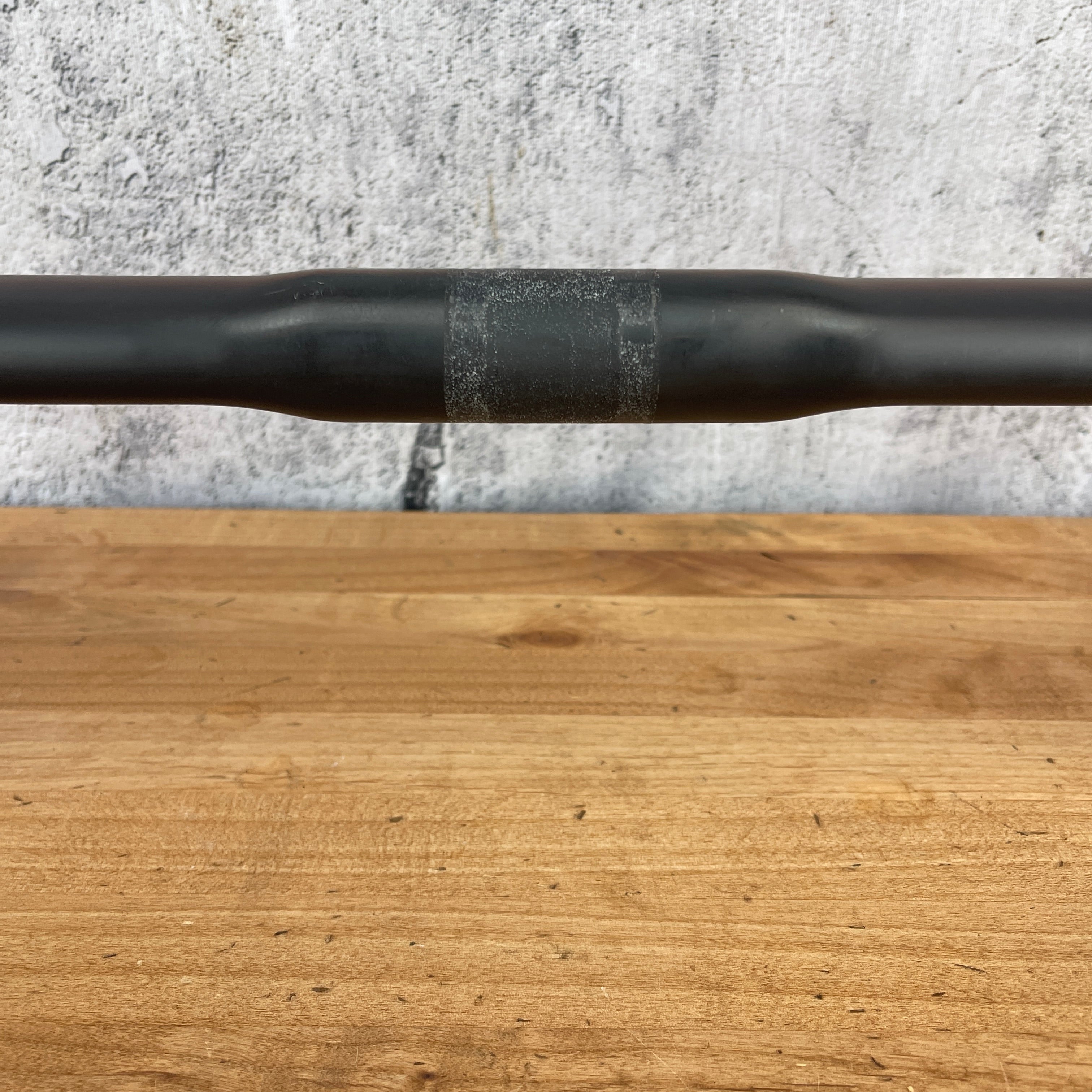 BMC RCB01 44cm Carbon Road Bike Handlebar 31.8mm 198g