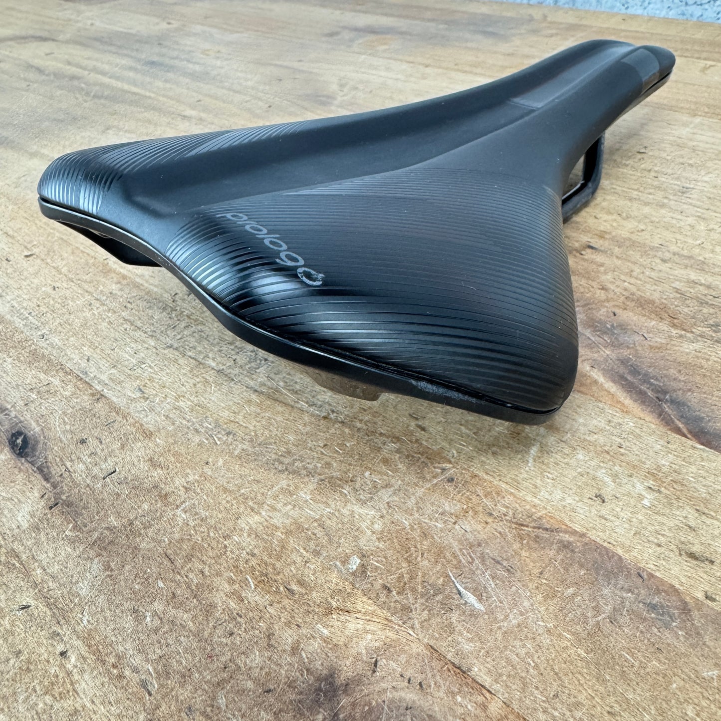 Light Use! Prologo Akero AGX 145mm 7x7mm Steel Rails Black Bike Saddle 278g