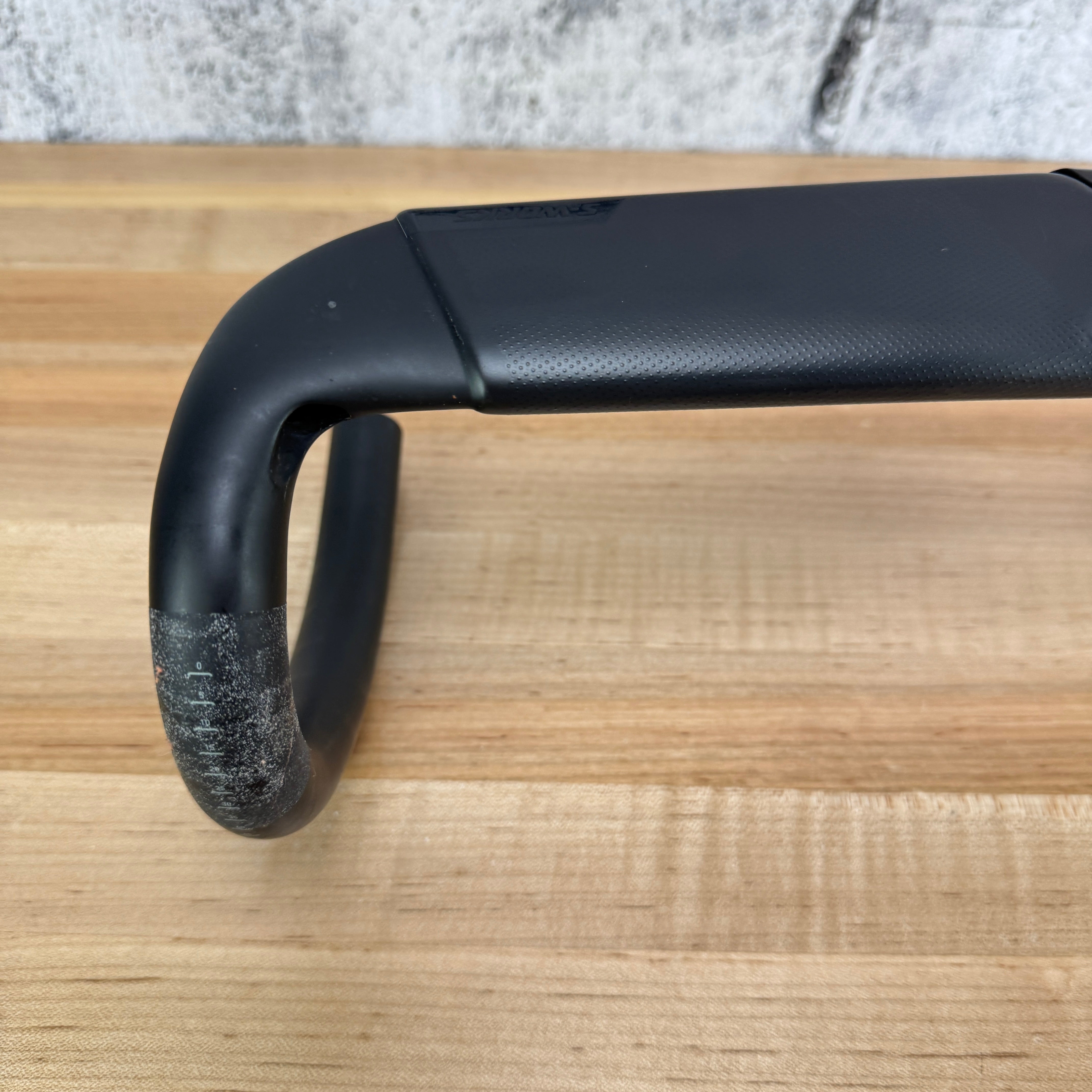 Specialized Aerofly II 44cm 31.8mm Carbon Aero Road Bike Handlebar