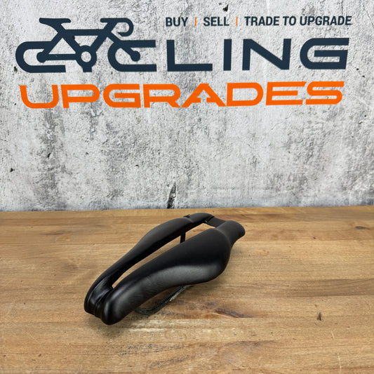 Dash Strike 7x7mm Carbon Rails 135mm TT/Triathlon Bike Saddle 129g