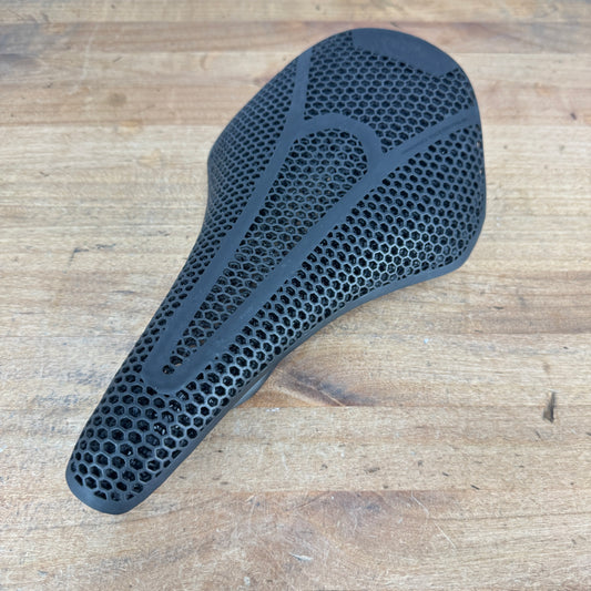 New Takeoff! Fizik Vento Adaptive 00 150mmm 7x9mm Carbon Saddle 186g MSRP $450