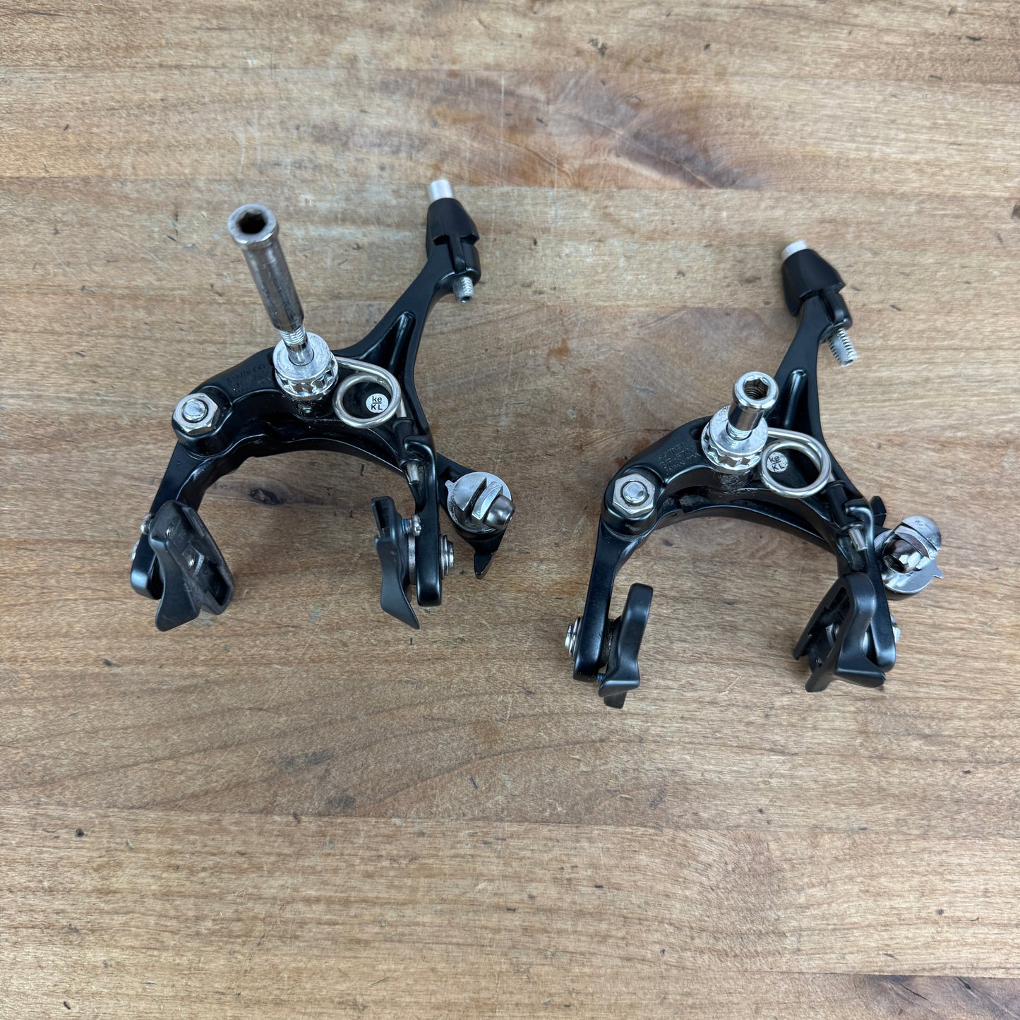 Shimano 105 BR-5700 Center-Mount Brakeset Rim Brake Calipers 343g
