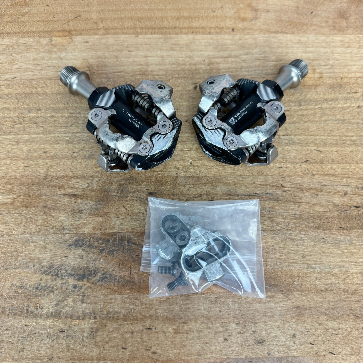 Shimano Deore XT PD-M8100 Stainless Steel Spindle Clipless MTB Pedals + Cleats