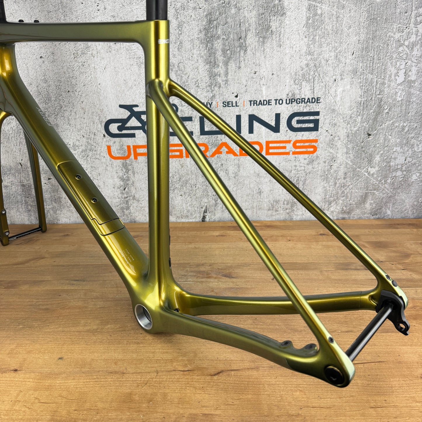 Mint! Enve Fray 56cm Carbon Disc Brake Frameset 700c Venom 2206g