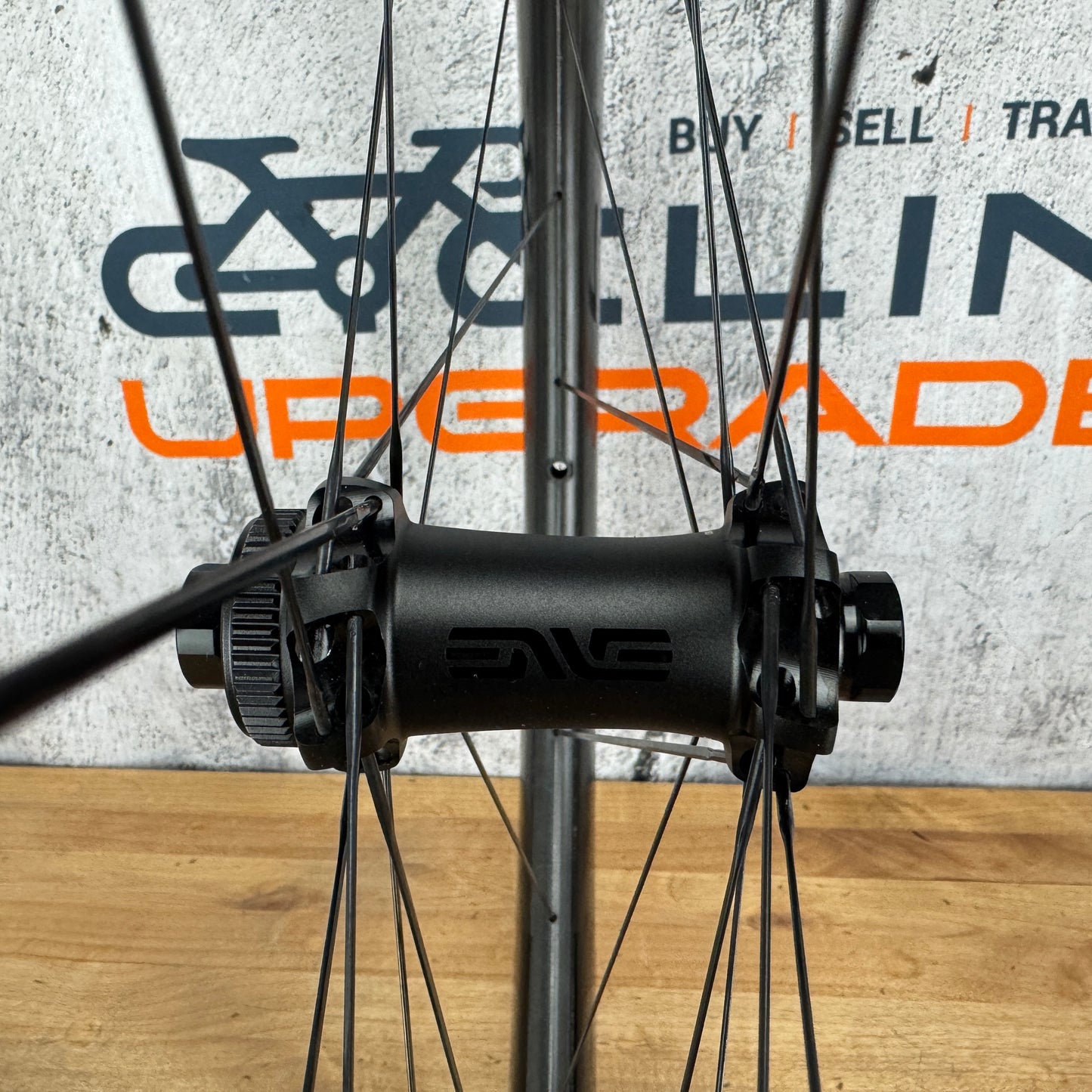Low Mile! Enve SES 4.5 Innerdrive Carbon Tubeless Disc Wheelset 700c 1479g