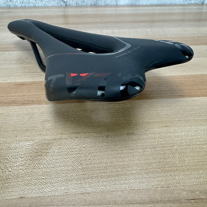 Light Wear Astute SkyLab 135mm TitanV 7x7mm Titanium Rails Bike Saddle