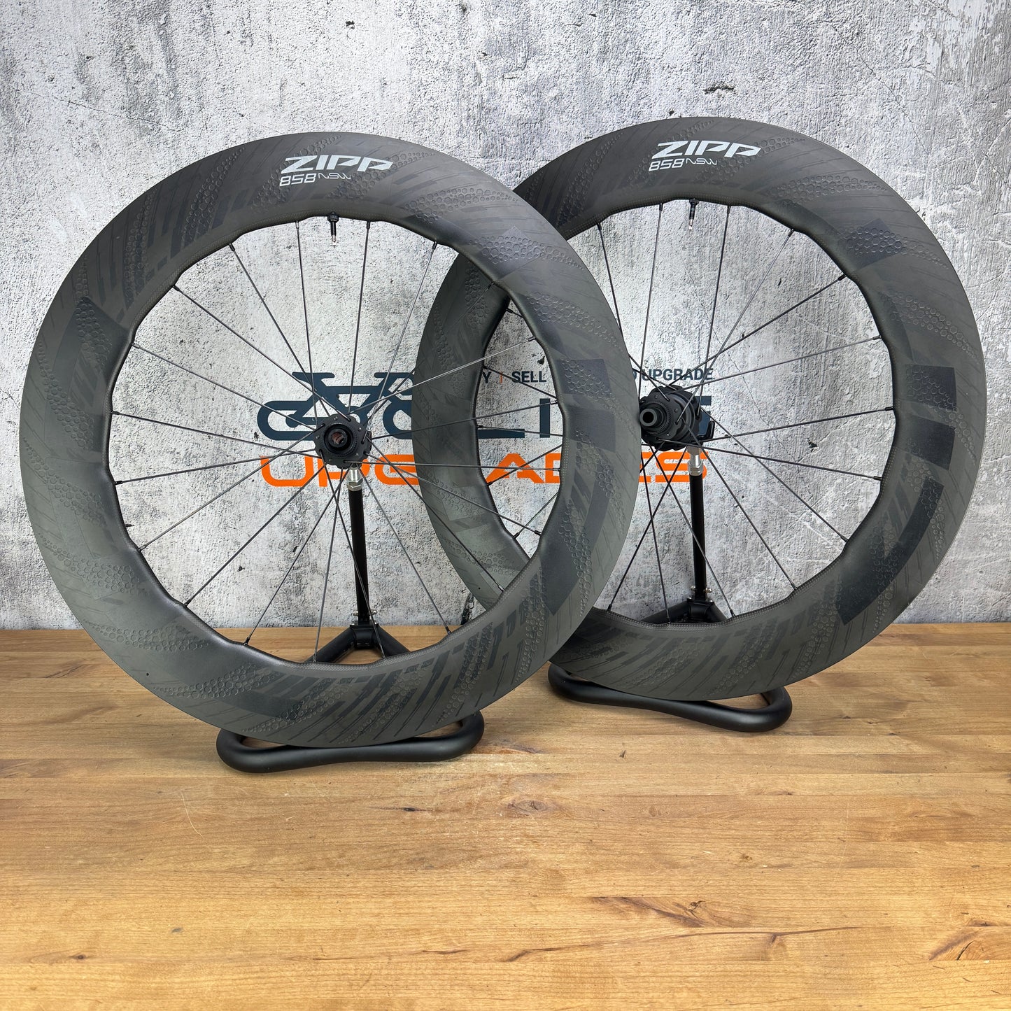 Low Mile! Zipp 858 NSW Carbon TT/Tri Tubeless Disc Bike Wheelset 1540g Cognition