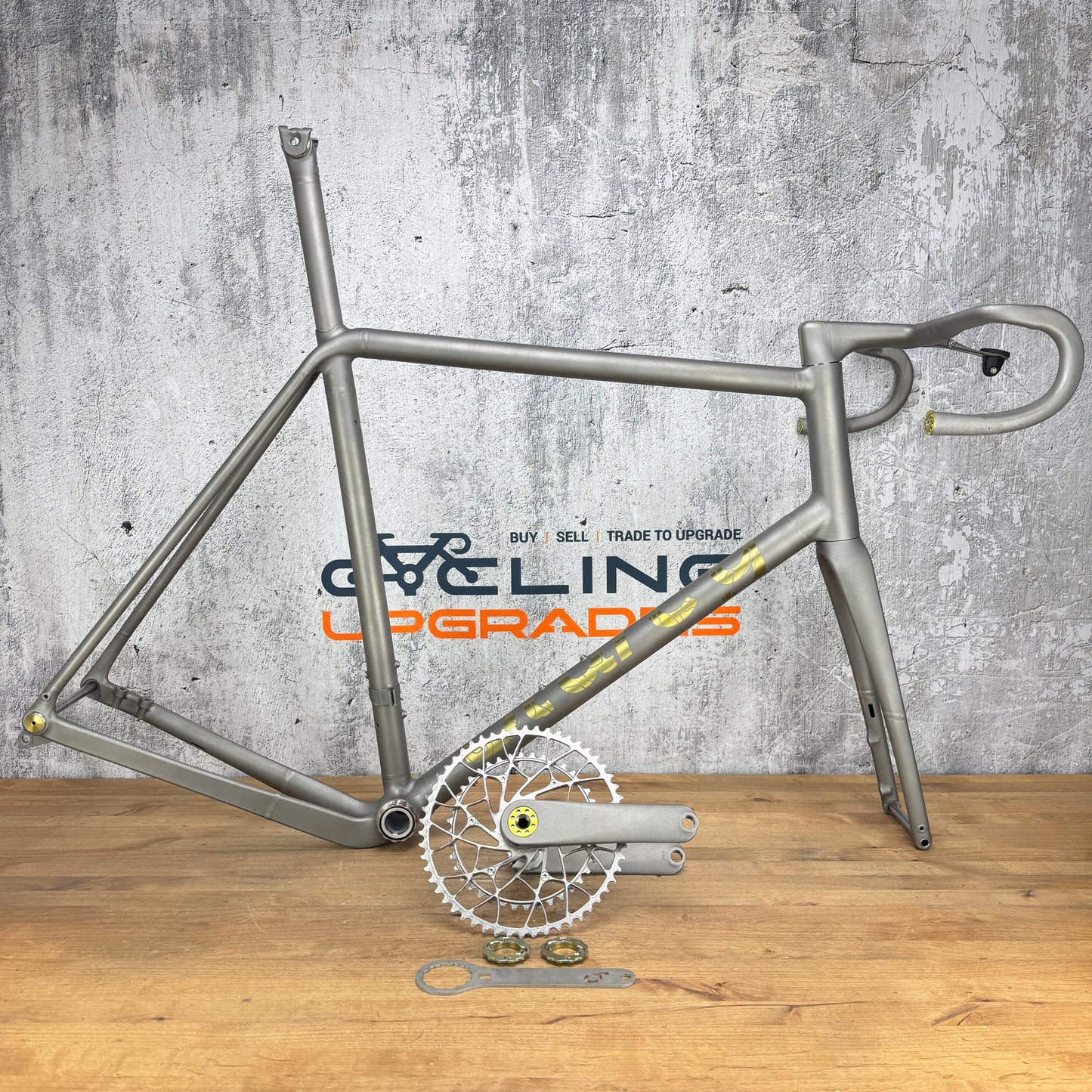 Low Mile! 2024 Sturdy Cycles Fiadh 60cm Titanium Bike Frameset Module 700c 2955g