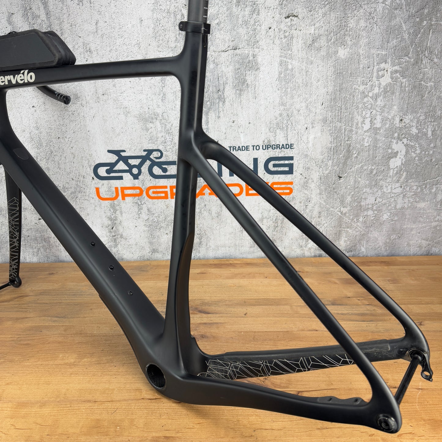 Low Mile Cervelo Aspero-5 Five Black 58cm Carbon Gravel Disc Frameset 700c 2665g