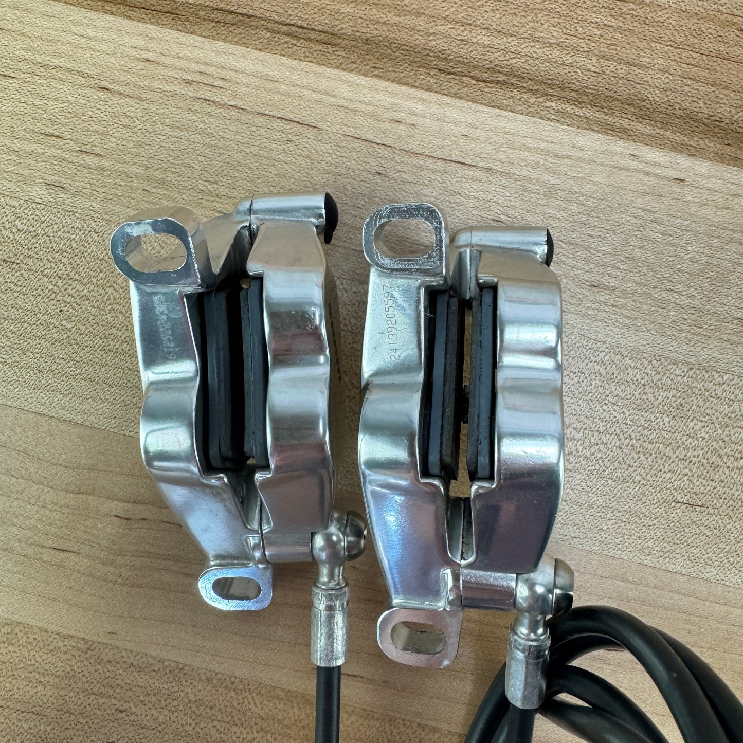 Low Mile! SRAM Level Ultimate Stealth Post-Mount 4-Piston Mountain Bike Brakeset