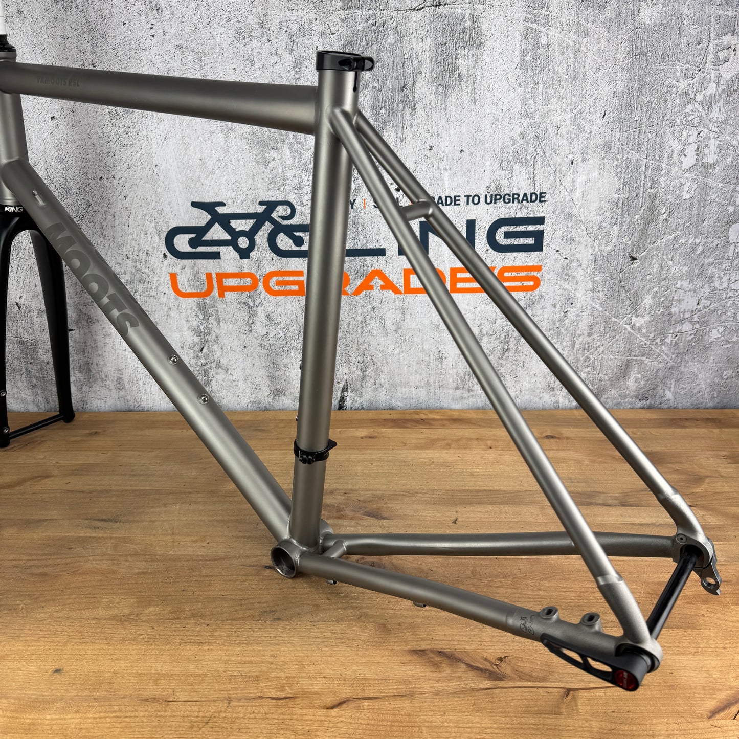Low Mile! 2021 Moots Vamoots RSL 60cm Carbon Disc Frameset 700c Chris King