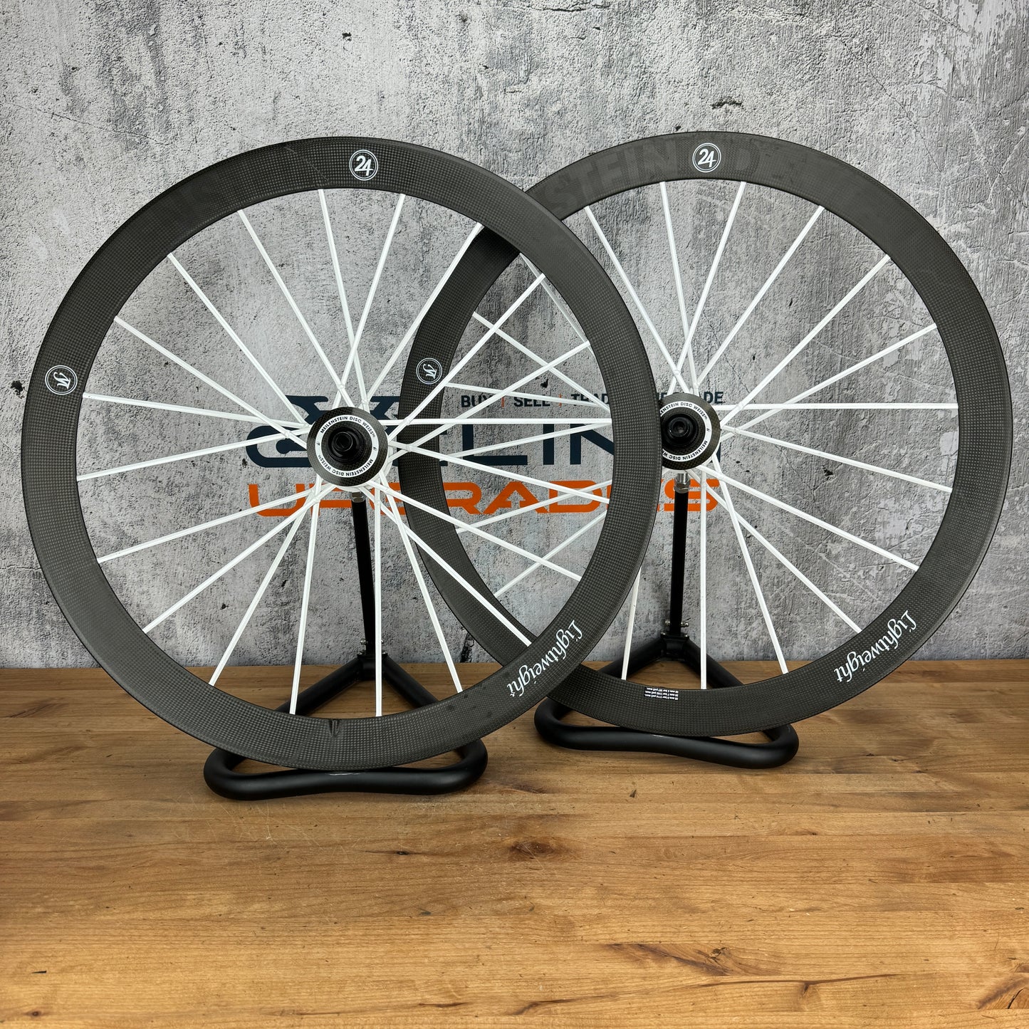 Mint! Lightweight Meilenstein C 24D Weiss Carbon Clincher Disc Brake Wheelset 700c