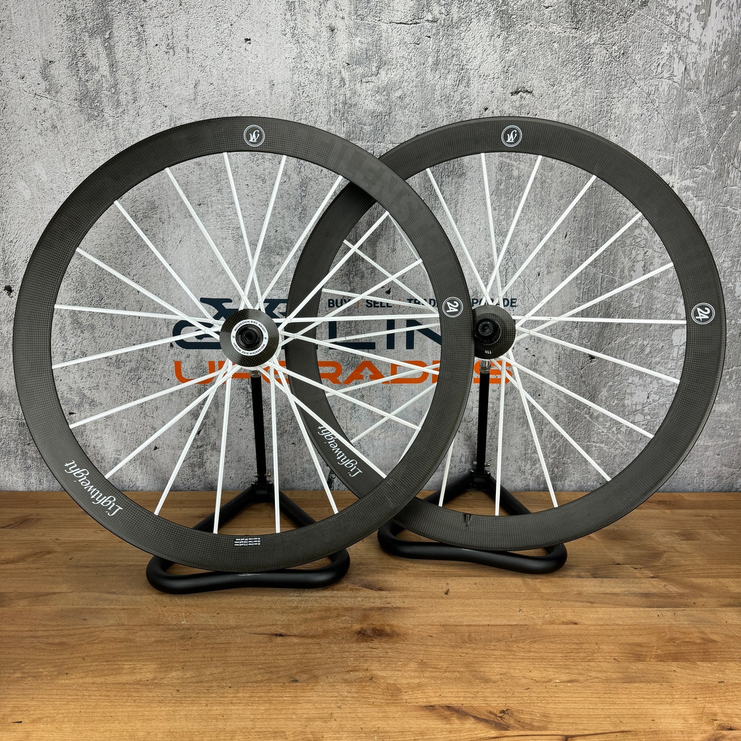 Mint! Lightweight Meilenstein C 24D Weiss Carbon Clincher Disc Brake Wheelset 700c