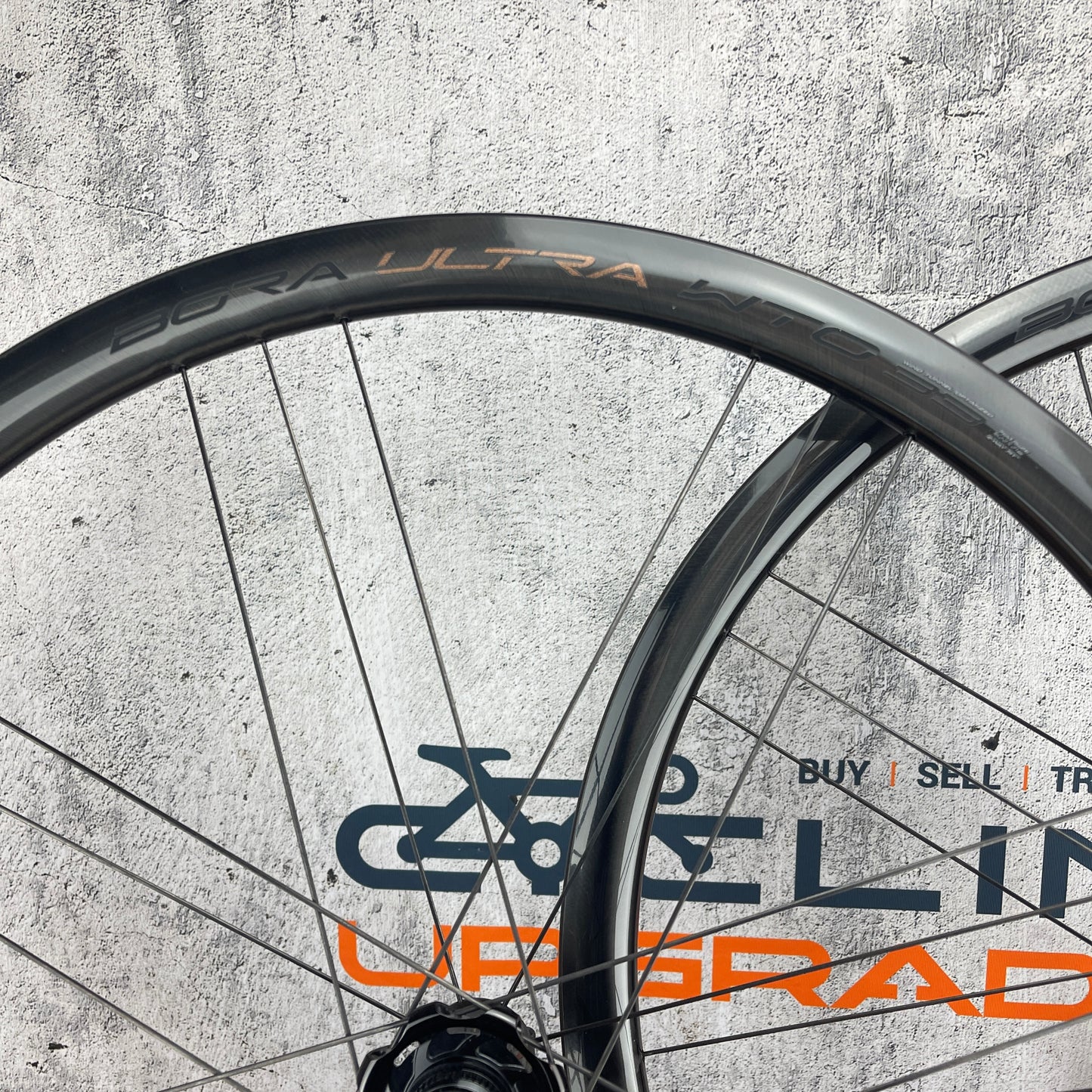Mint! Campagnolo Bora Ultra WTO 33 Carbon CULT Tubeless Disc Wheelset 700c 1406g
