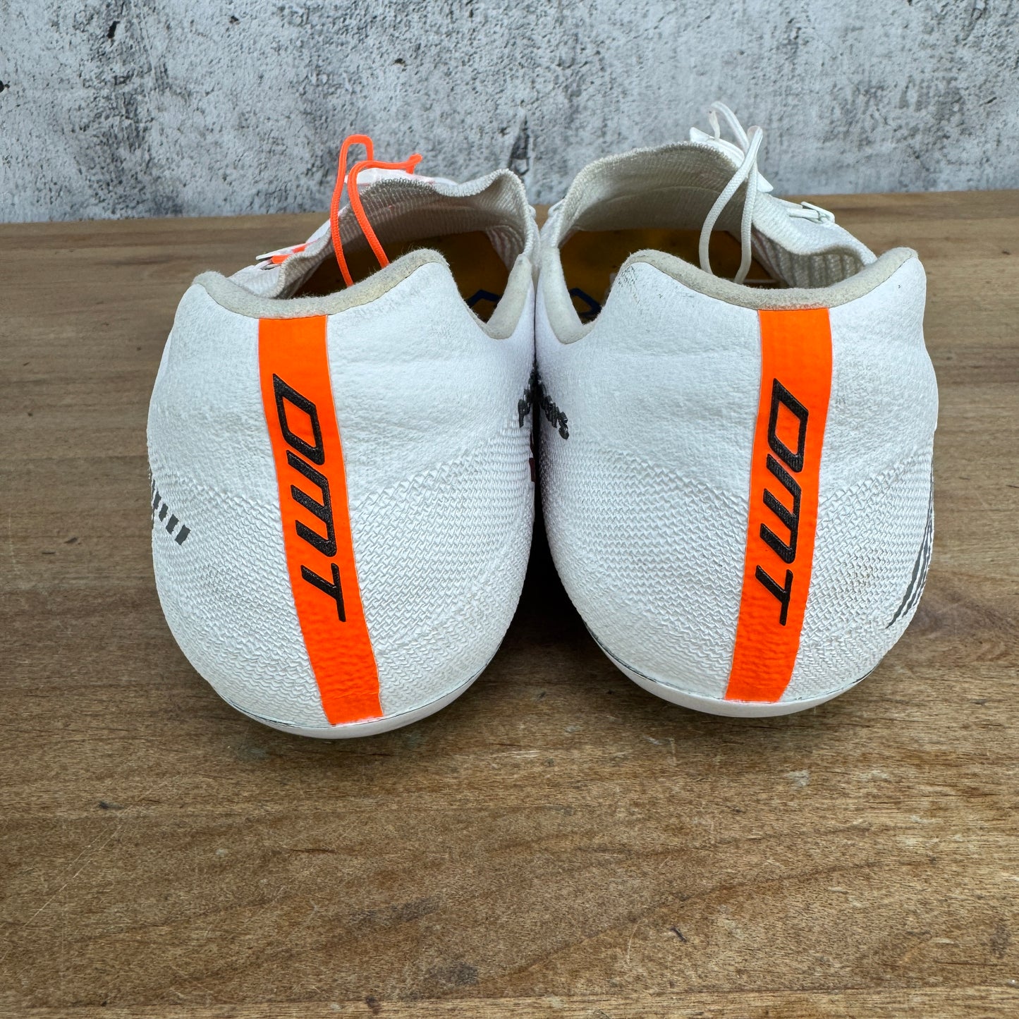 Light Use! DMT 2024 POGI 46 EU 3-Bolt White Lace-Up Carbon Cycling Shoes 598g