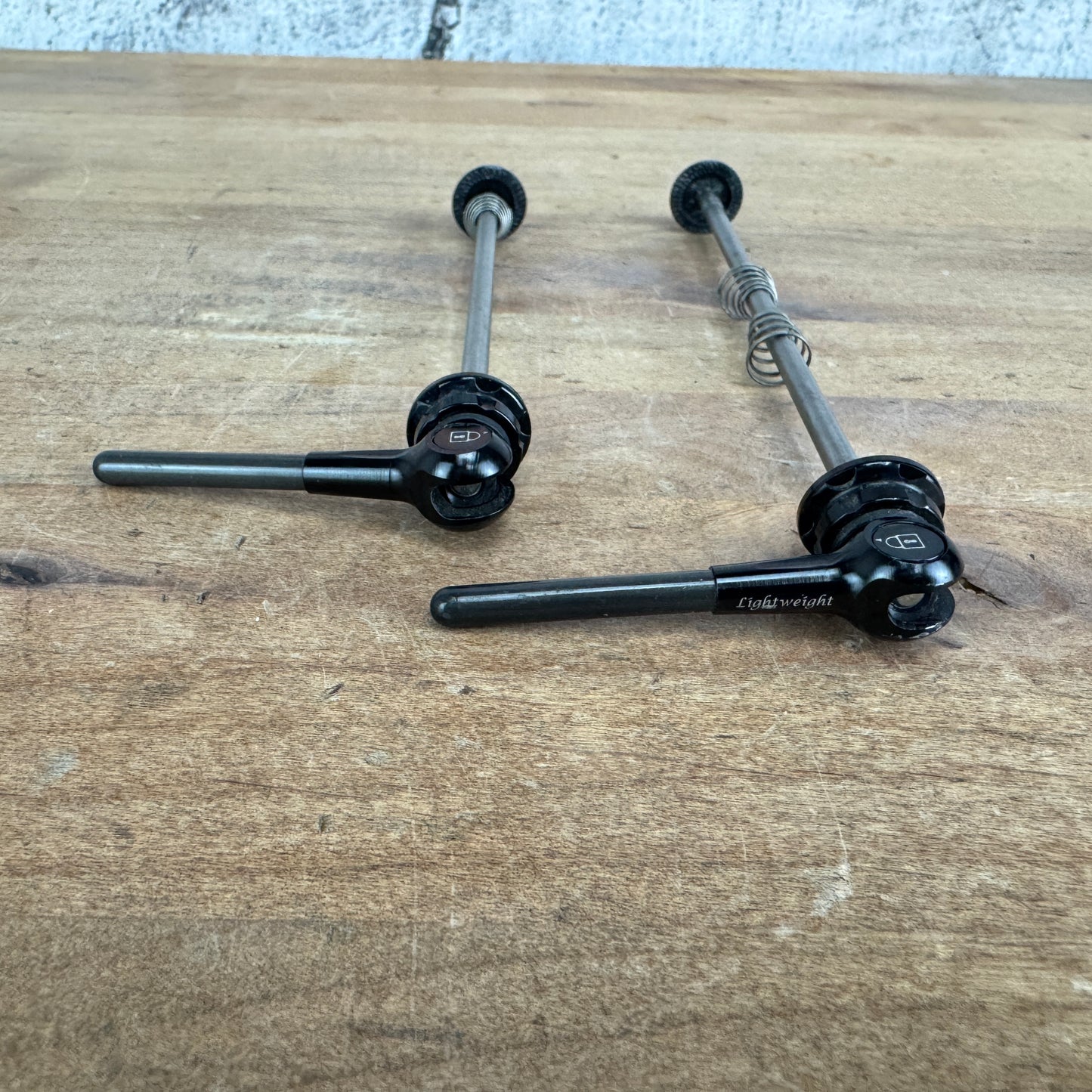 Lightweight Quick Release x 100/130mm Skewers 44g