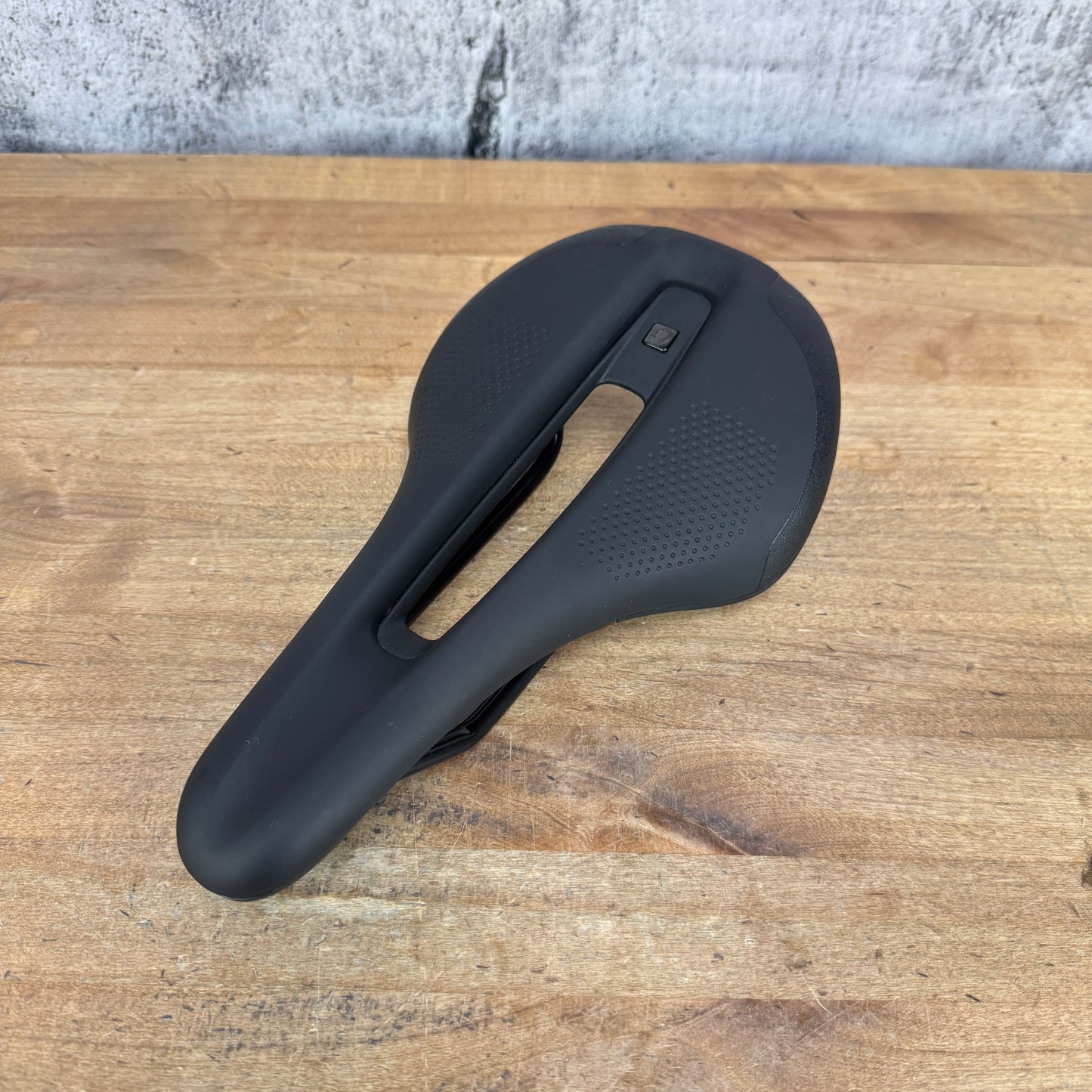 Bontrager Verse Trail 145mm Short 7x7mm Steel Rail Bike Saddle 248g