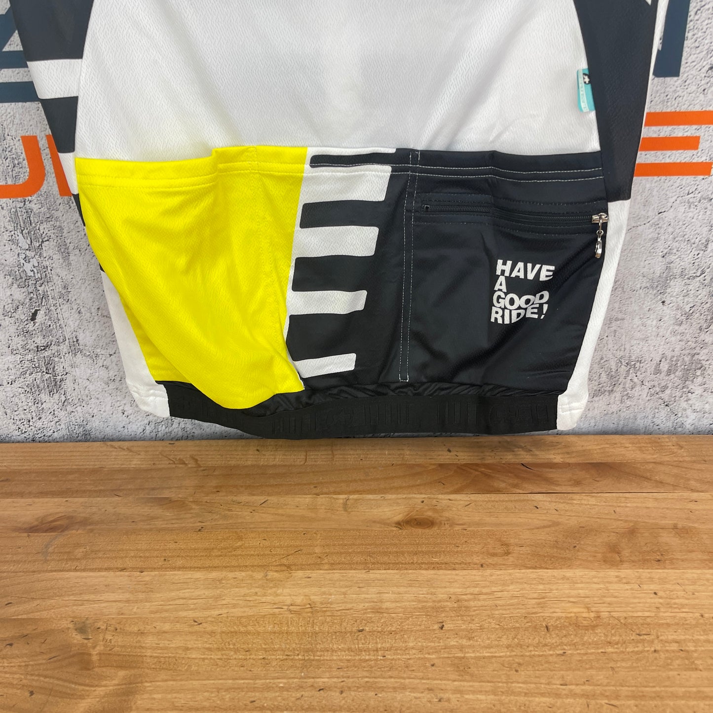 New! Assos Corporate S7 Yellow Volt Medium Short Sleeve Cycling Jersey