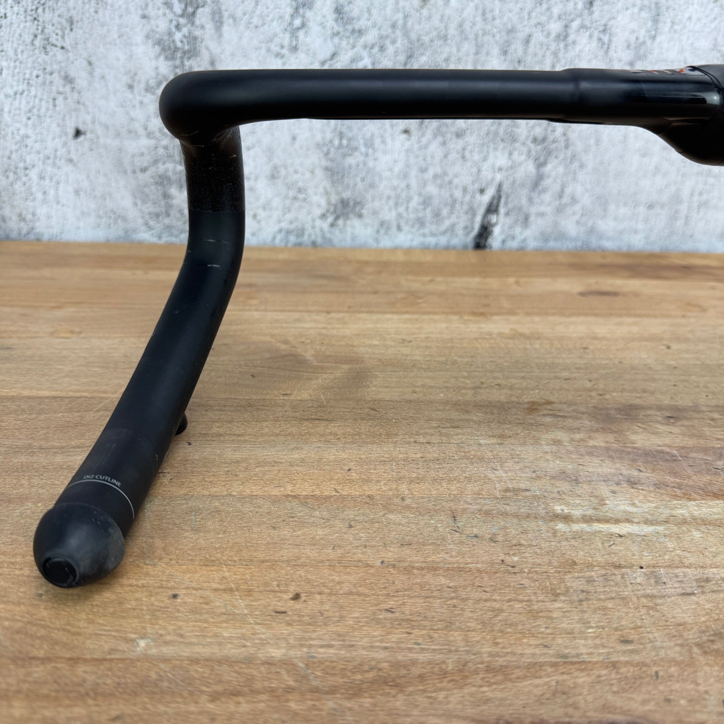 Enve SES AR In-Route Carbon 40/45cm 31.8mm Internal Routing Bike Handlebar 258g