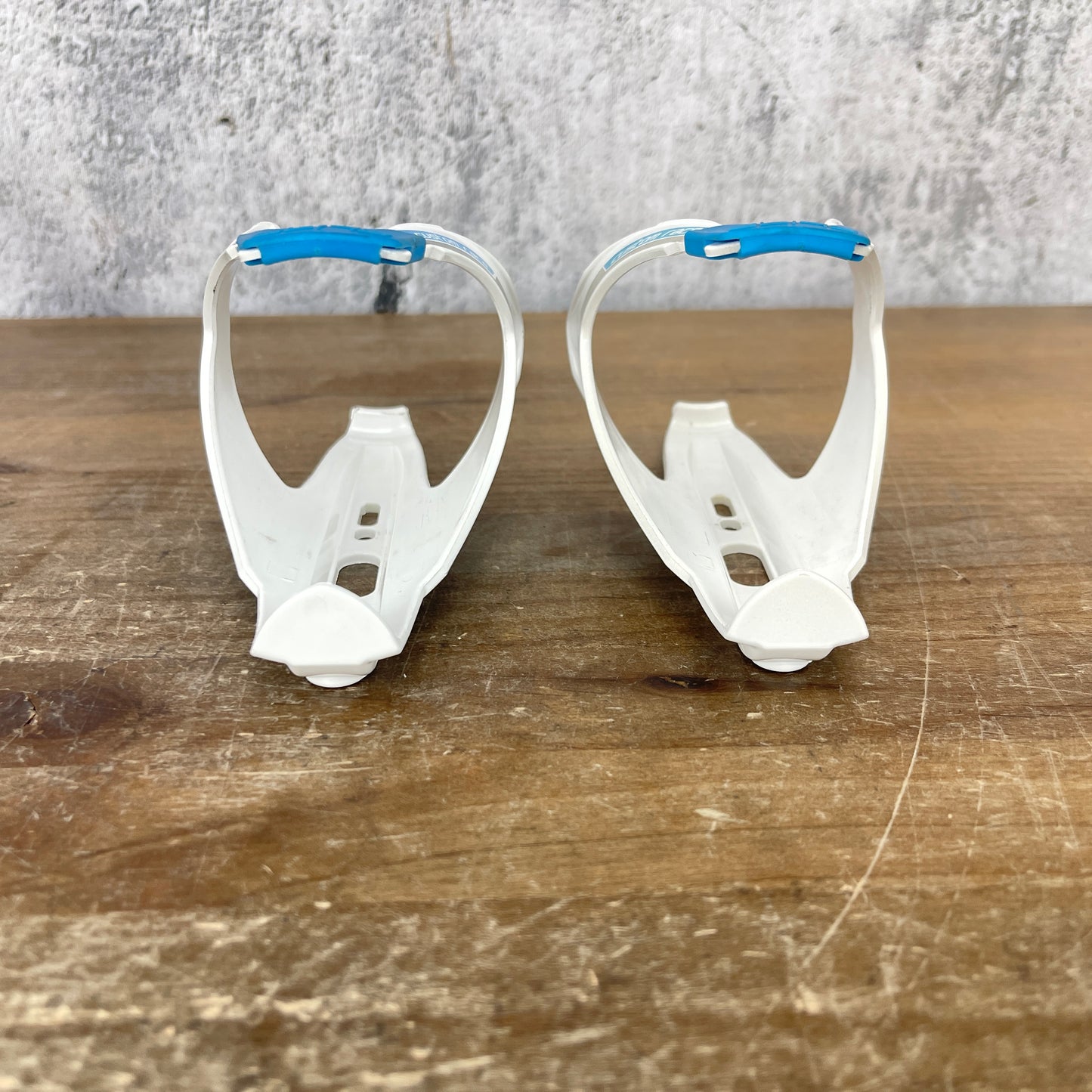 Pair Elite Custom Race Cycling Water Bottle Cages 89g