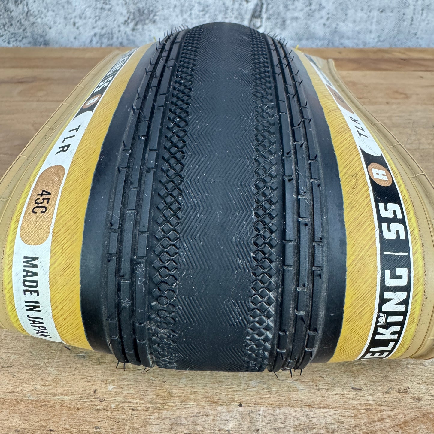 Specialized Pathfinder Pro 700c x 45mm Tubeless Tanwall Pair Bike Tires 988g