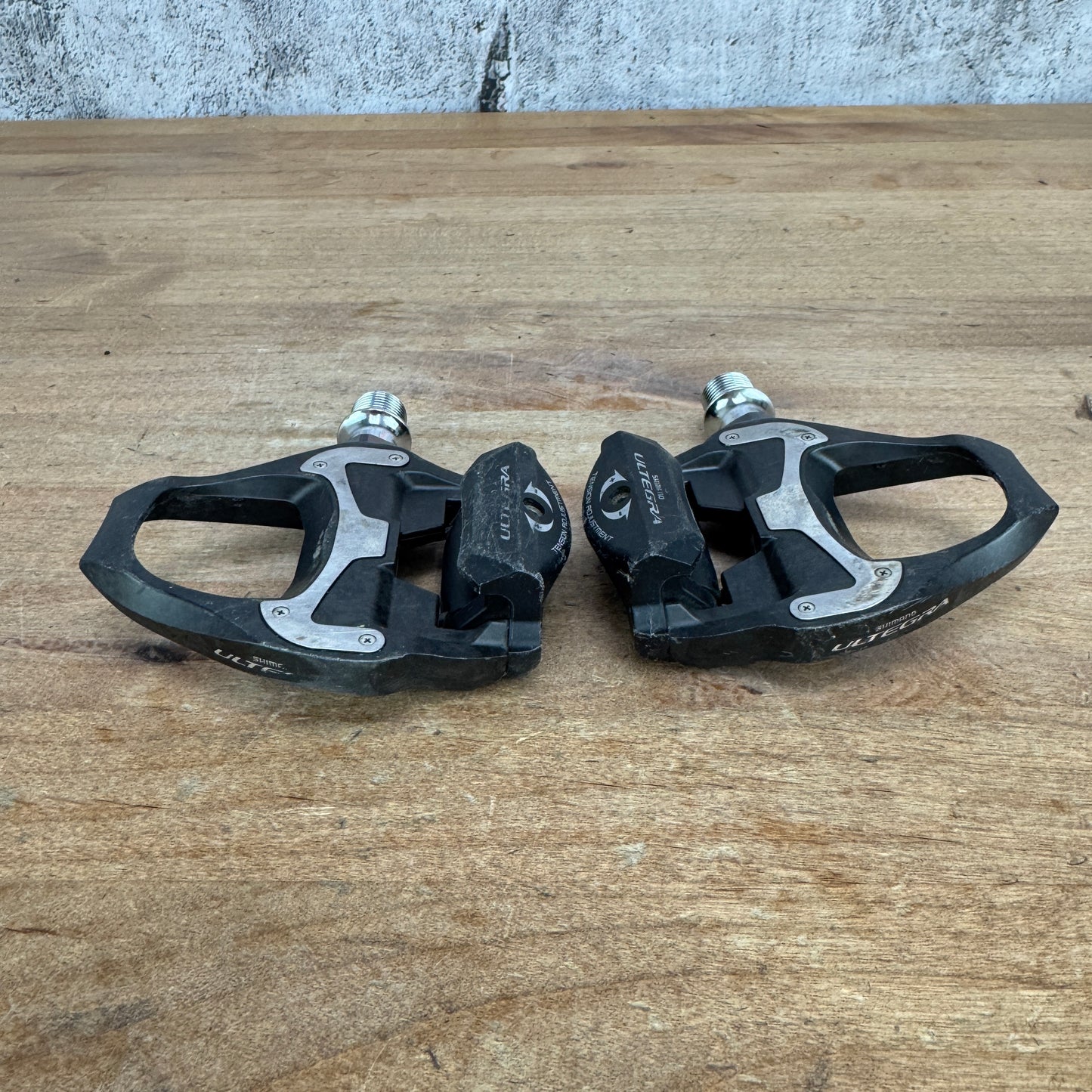 Shimano Ultegra PD-R6800 Carbon Clipless Cycling Bike Pedals 258g No Cleats