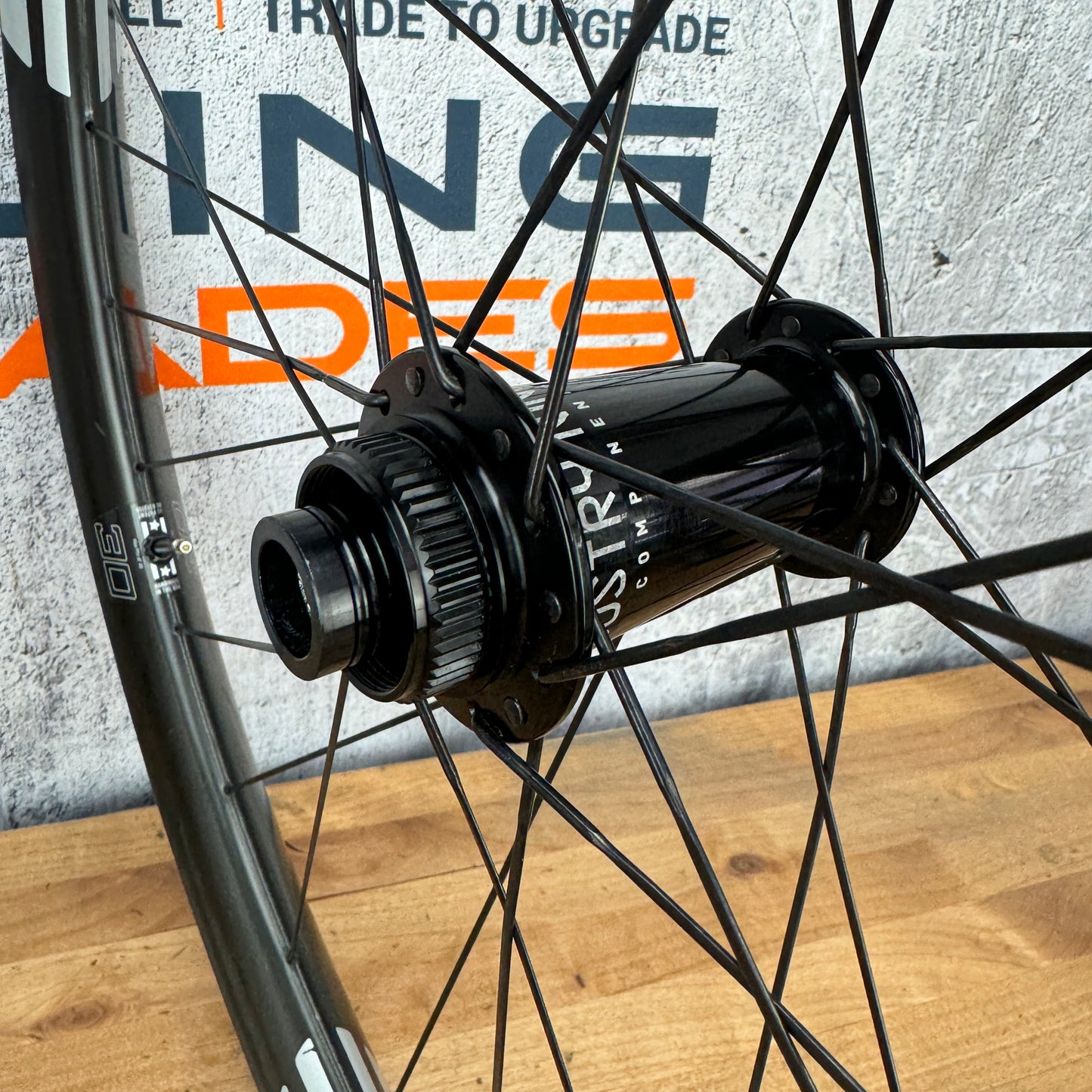 Enve M630 30mm Boost Industry Nine Hydra Hubs 27.5" Carbon MTB Wheelset 1584g