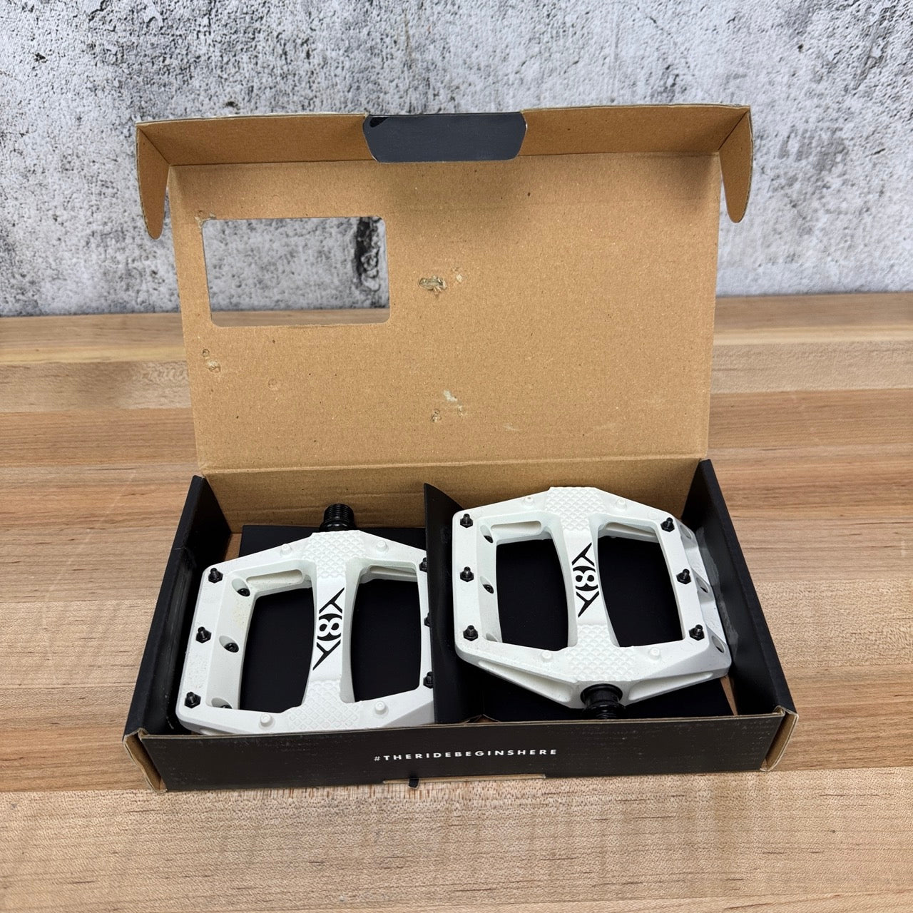 New! Origin8 Strapd White Composite Platform/Flat MTB Bike Pedals 364g MSRP $60