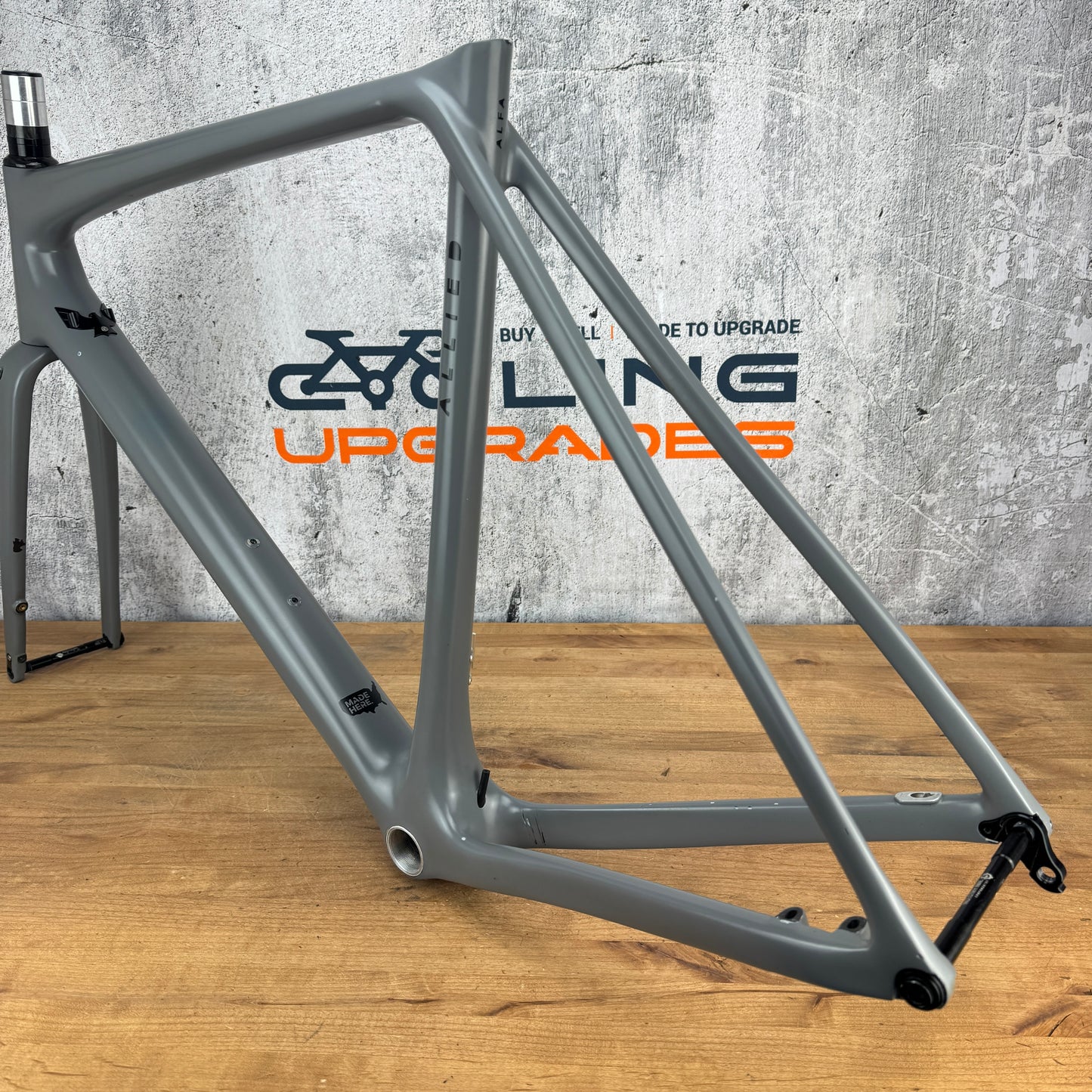 2019 Allied Alfa Allroad 56cm Carbon Disc Brake Frameset 700c Dove Grey 1582g