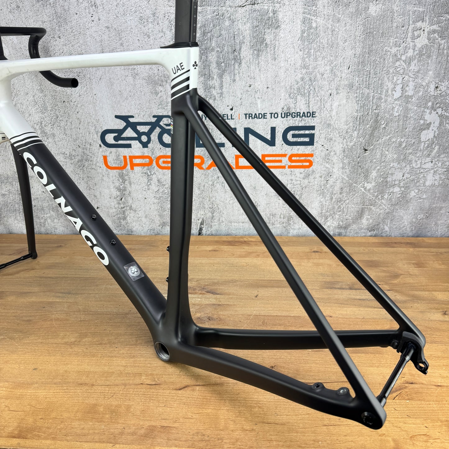 Low Mile! 2025 Colnago V5Rs Size 510 (54.4cm TT) Carbon Disc Frameset 700c 1845g