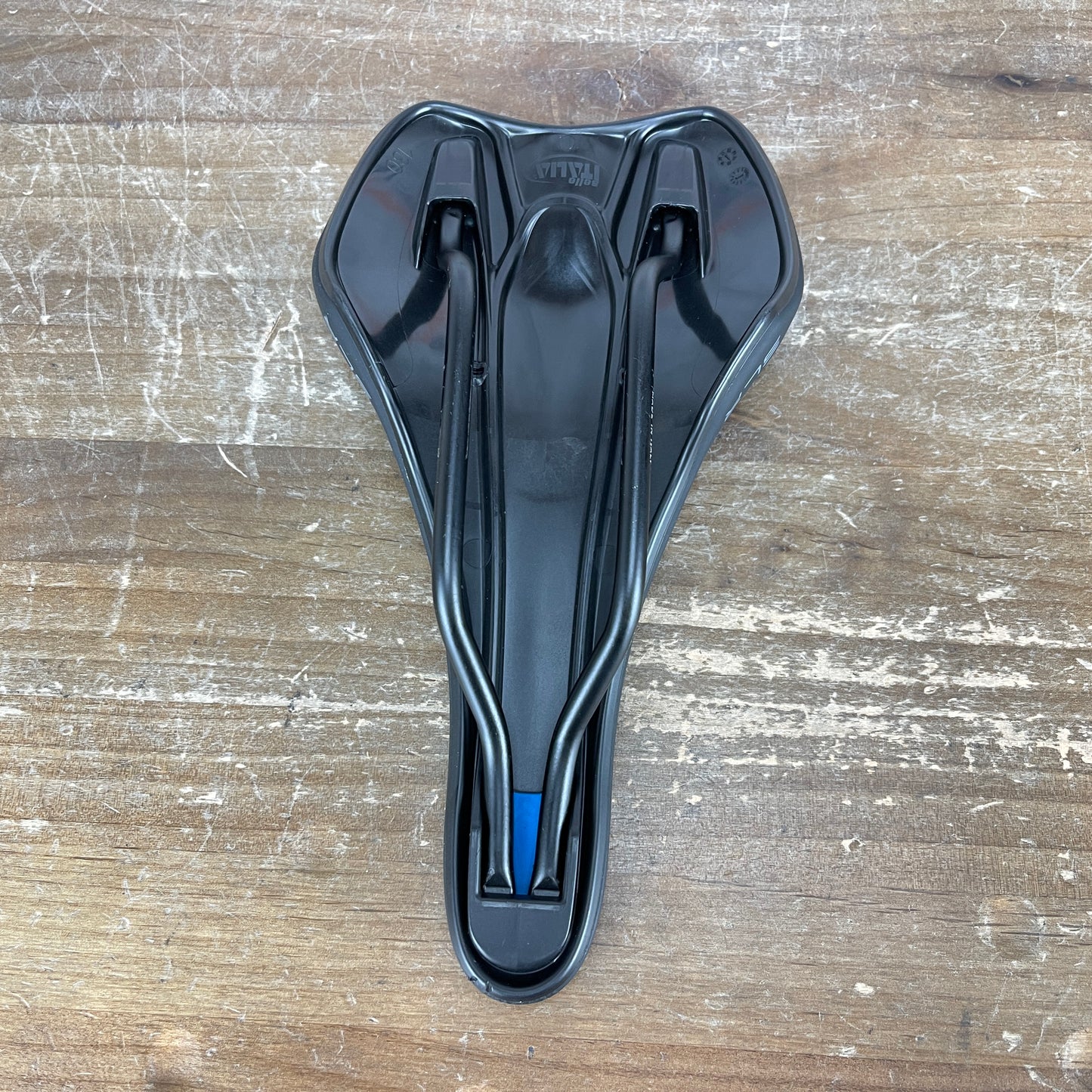 New Takeoff! Selle Italia SLR Boost Superflow 7x7mm Manganese Rails 130mm Saddle