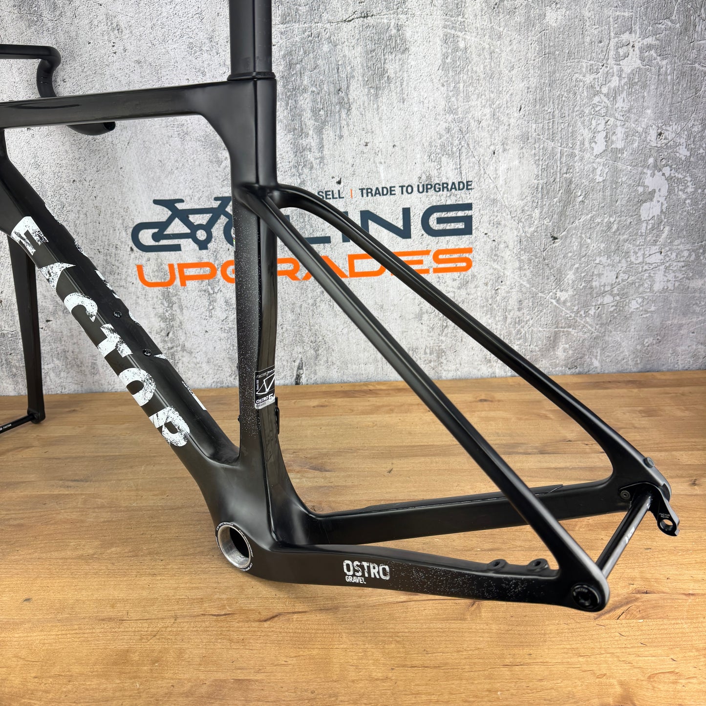 Low Mile! 2023 Factor Ostro Gravel 54cm Carbon Disc Frameset 700c 2413g