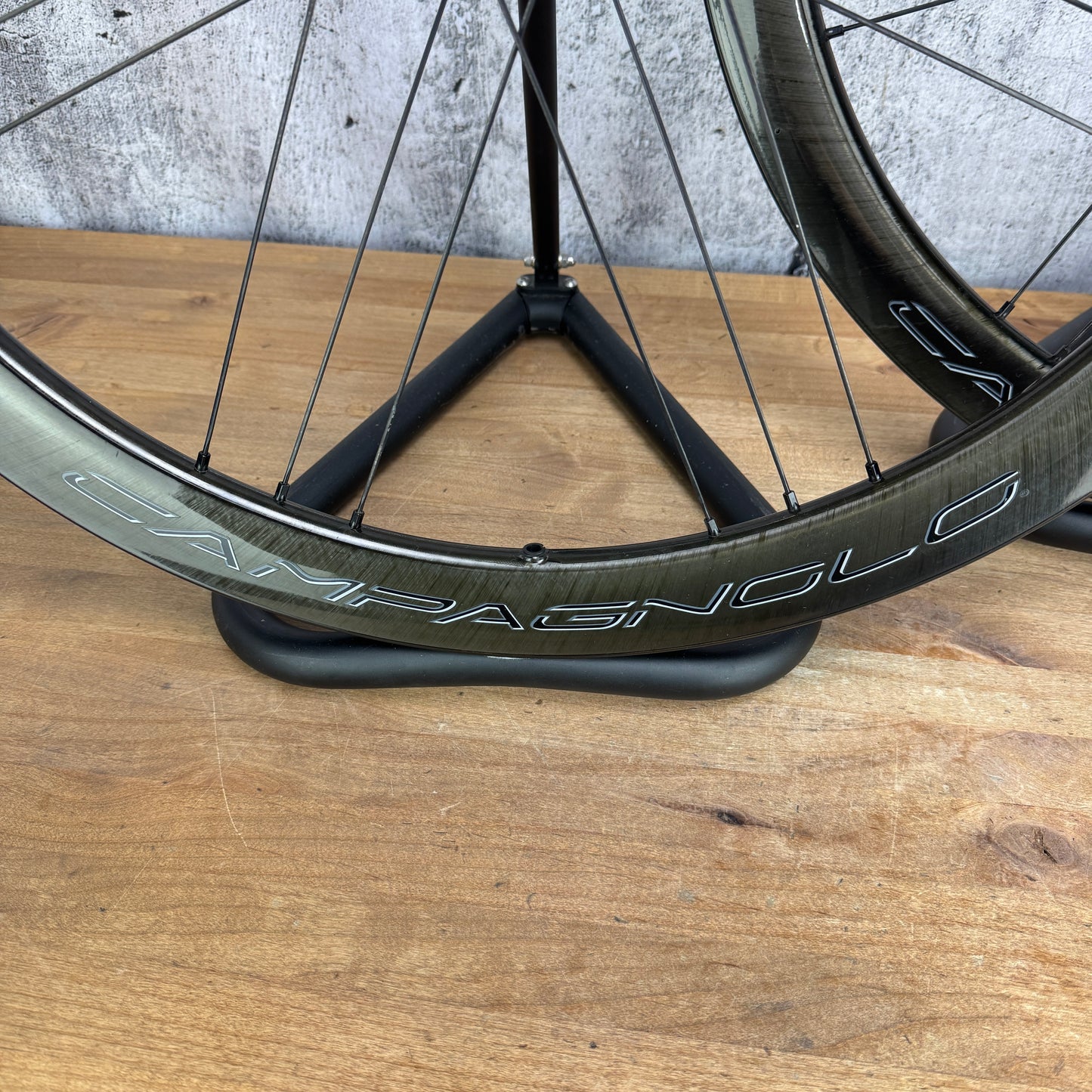 Campagnolo Bora WTO 45 Carbon Tubeless 2-Way Fit Disc Wheelset 700c 1575g