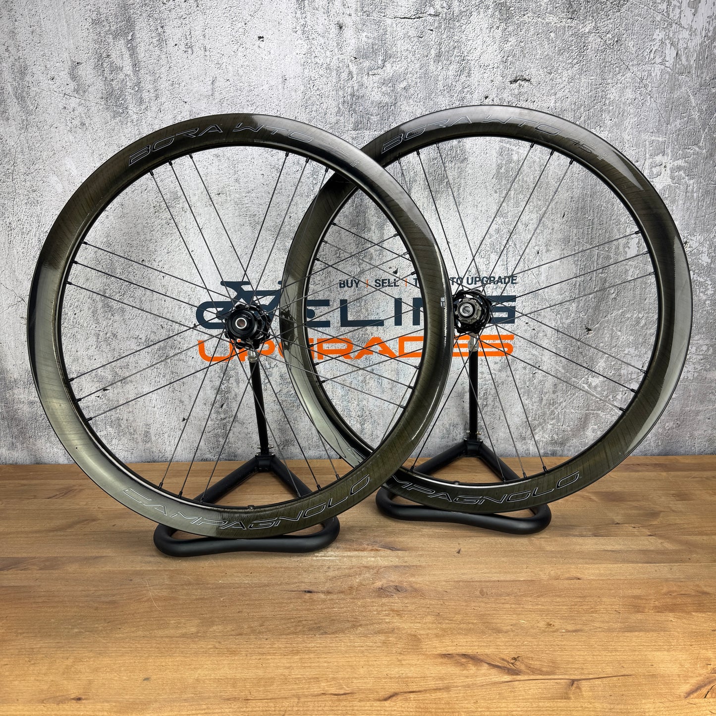 Campagnolo Bora WTO 45 Carbon Tubeless 2-Way Fit Disc Wheelset 700c 1575g