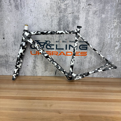 Open U.P. Small Black Magic Paint White Camo Disc Carbon Gravel Frameset 1550g