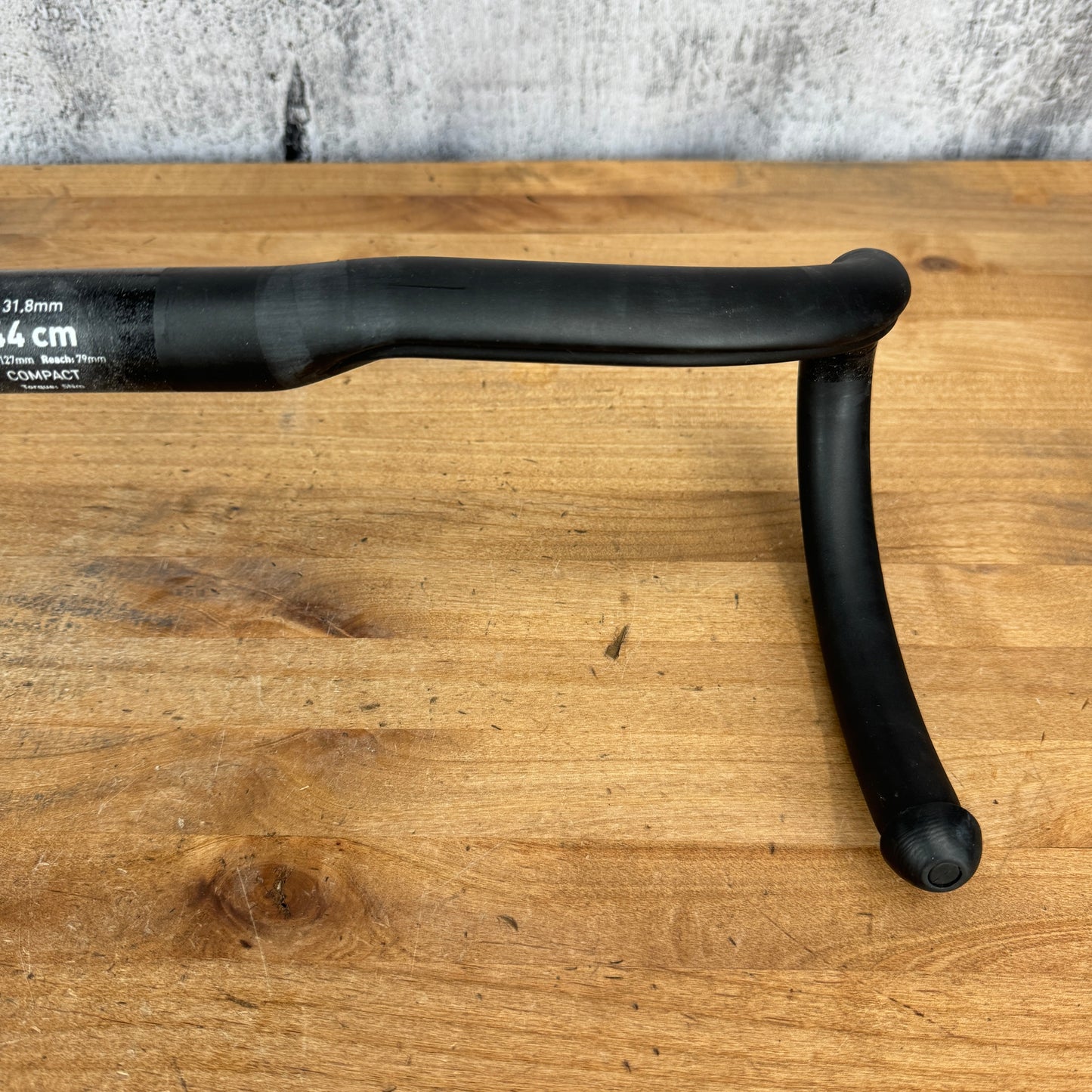 Enve Road Compact 44cm 127mm Drop 79mm Reach Carbon Handlebar 219g