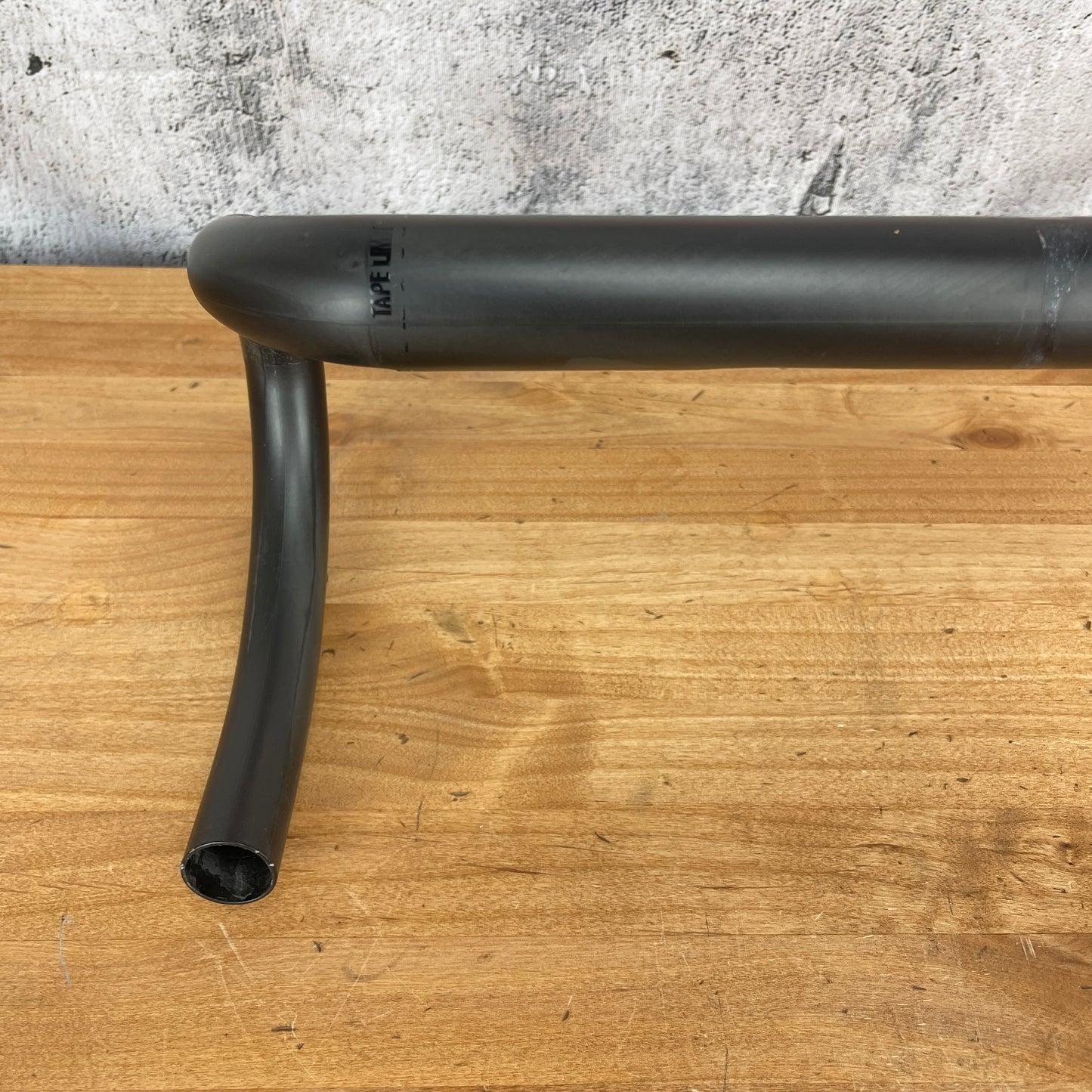 Deda Trentacinque SuperLeggera 44cm (42cm C-C) 35mm Carbon Handlebar 200g