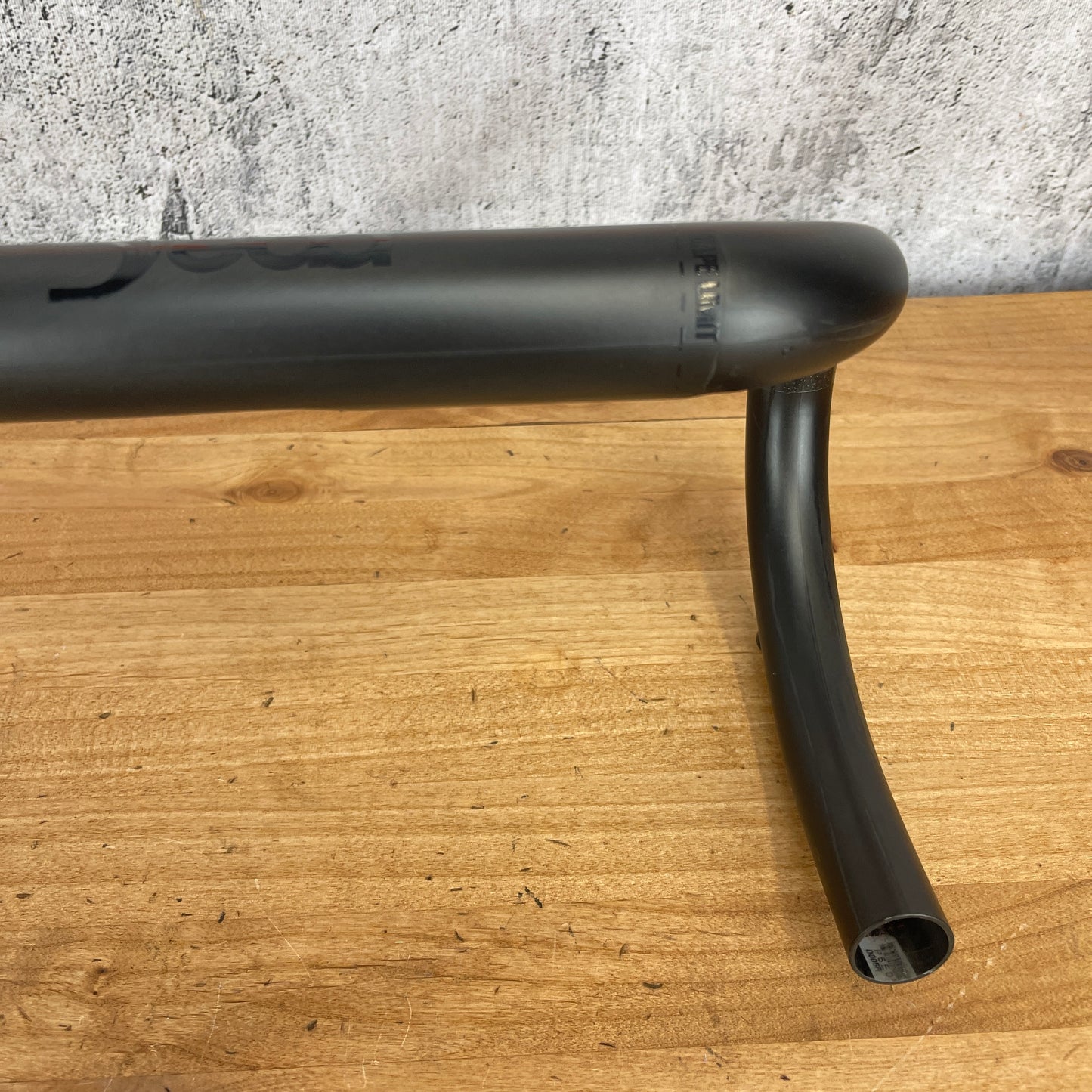 Deda Trentacinque SuperLeggera 44cm (42cm C-C) 35mm Carbon Handlebar 200g