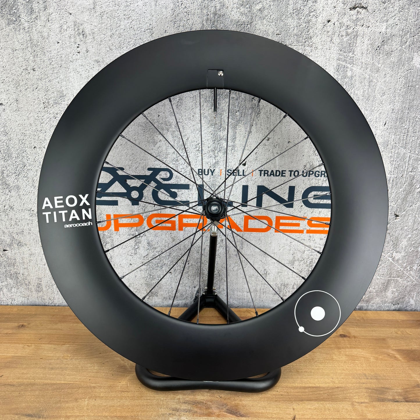 Ridden Once! Aero Coach Aeox Titan Carbon Tubeless Disc Front Wheel 700c 1033g