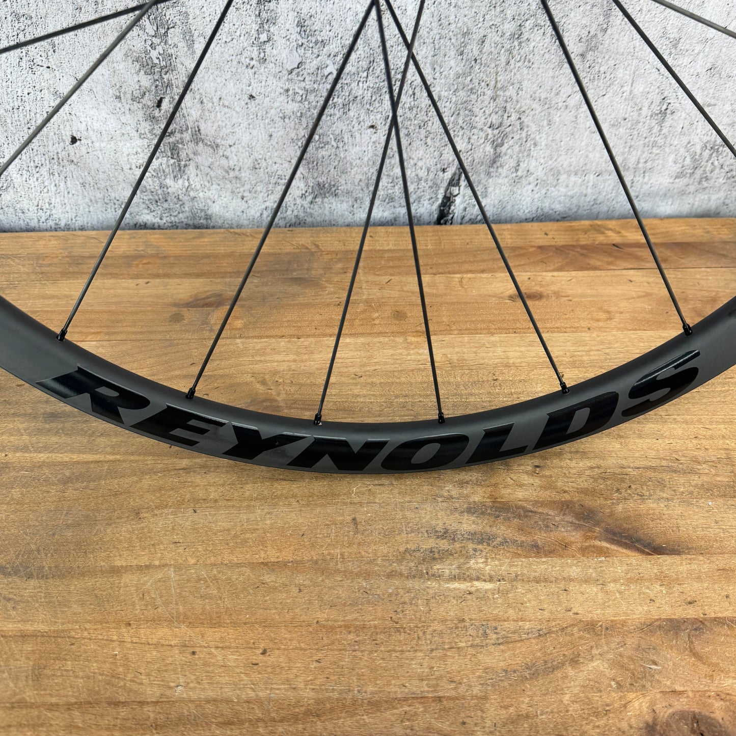 Mint! Reynolds Blacklabel G700 Pro Carbon Tubeless 700c Industry 9 Torch Wheelset