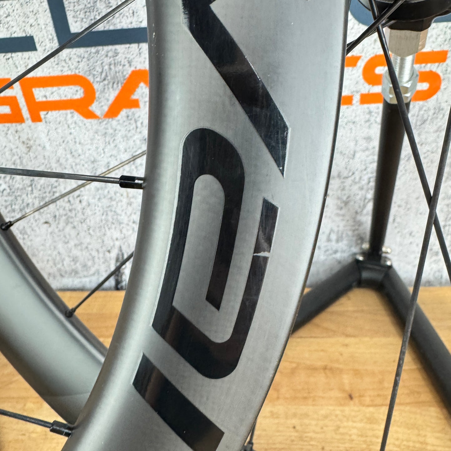 Low Mile! Roval Rapide CLX II Carbon Tubeless Disc Brake Wheelset 700c 1481g