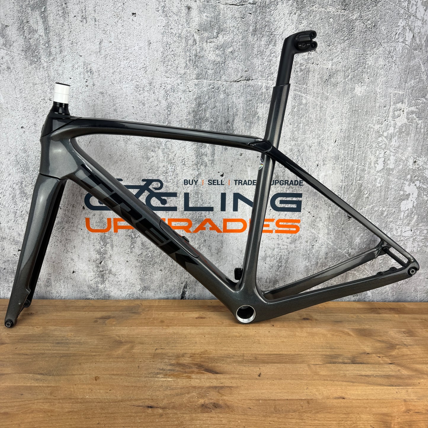 Low Mile! 2023 Trek Domane SL 7 Gen 3 52cm Carbon Disc Frameset 700c 2494g