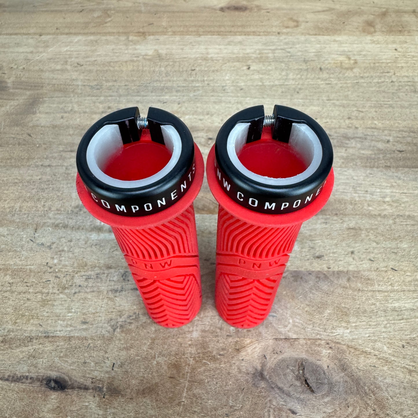 PNW Loam Red Lock-on MTB Flat Bar Handlebar Bike Grips 96g