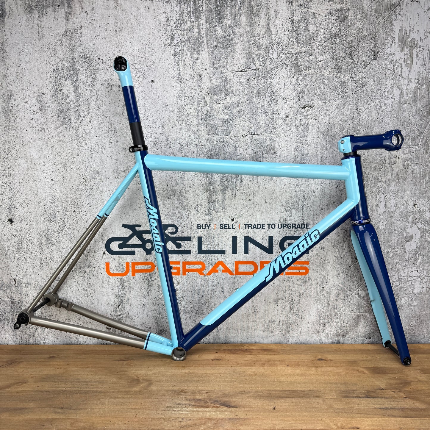 Mosaic RT-1D Disc 57.5cm Custom Enve Titanium Bike Frameset 700c 2464g