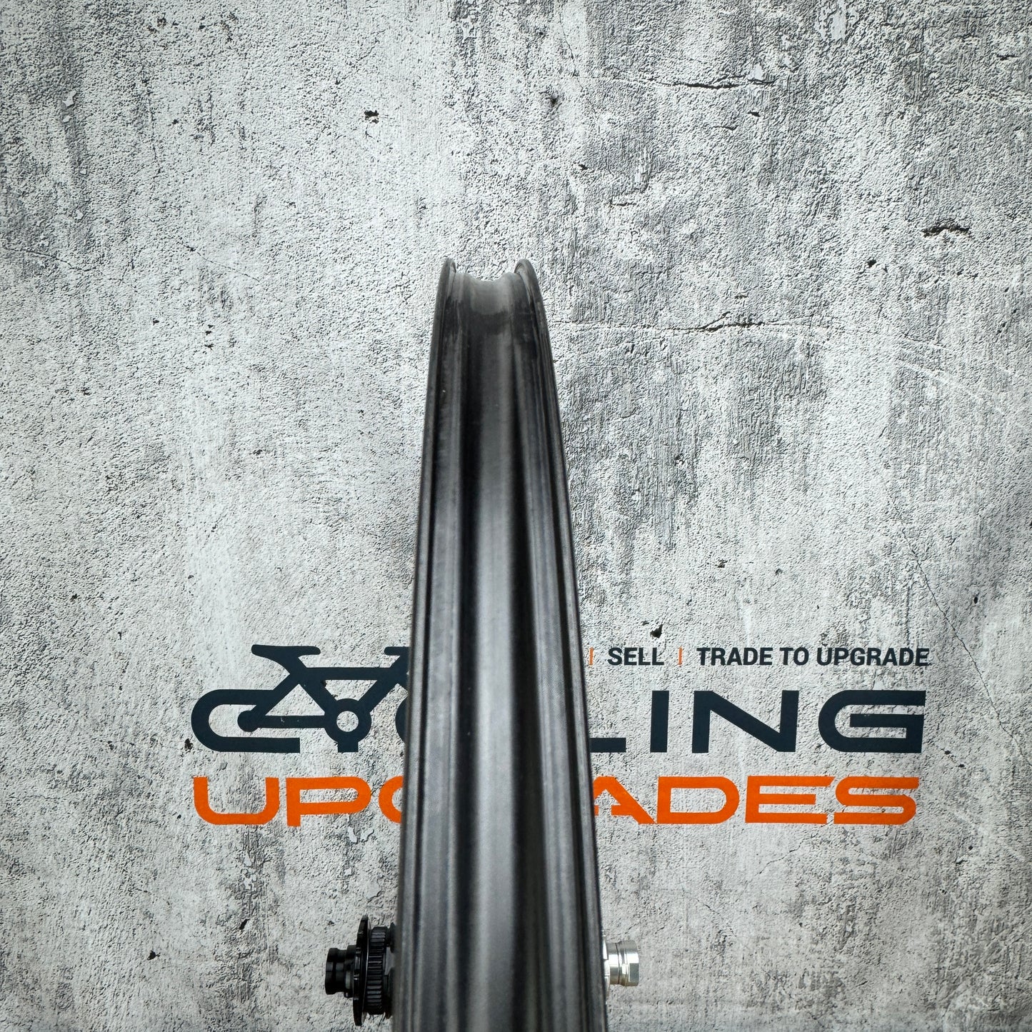 Mint! Campagnolo Levante Carbon Tubeless Gravel Bike Wheelset 700c 1474g