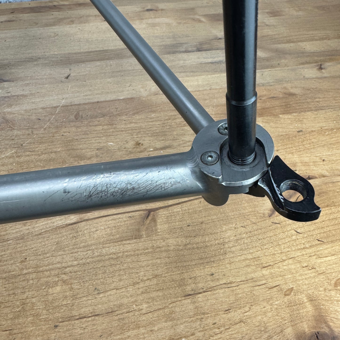 Mosaic RT-1D Disc 57.5cm Custom Enve Titanium Bike Frameset 700c 2464g