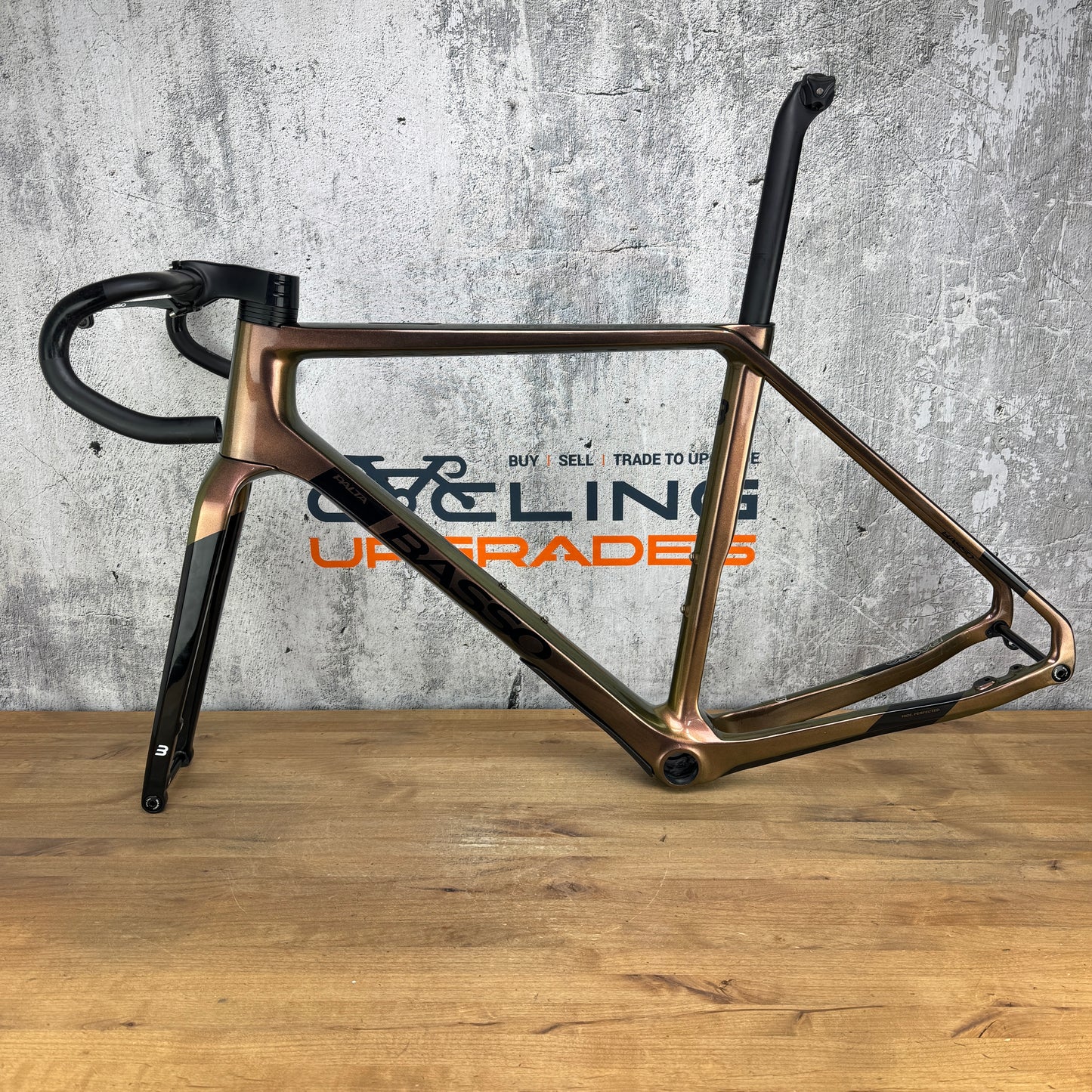 Mint! Basso Palta II Medium Carbon Gravel Disc Frameset 700c Gold Bum 2729g