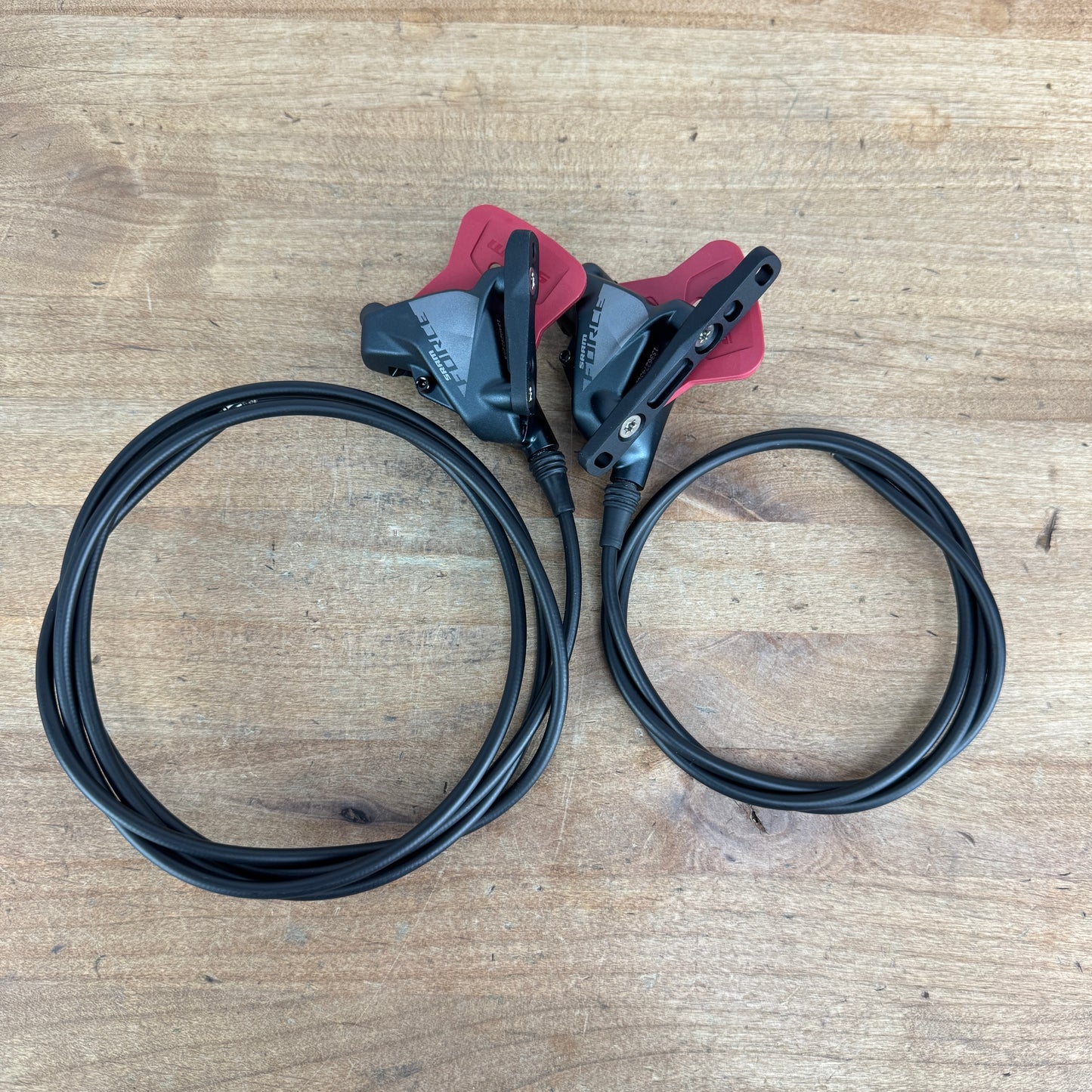 New SRAM Force AXS Flat-Mount w/Adapters and Lines Disc Brake Calipers MSRP $200